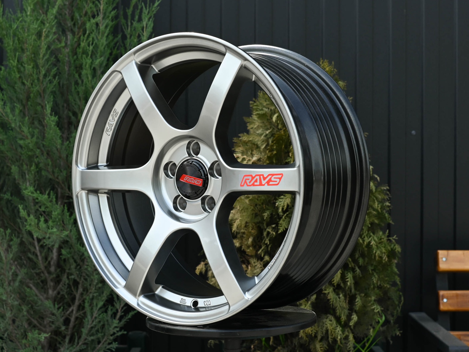 R17 Taigiro F203 7.5J ET40 5*100 Темный хром
