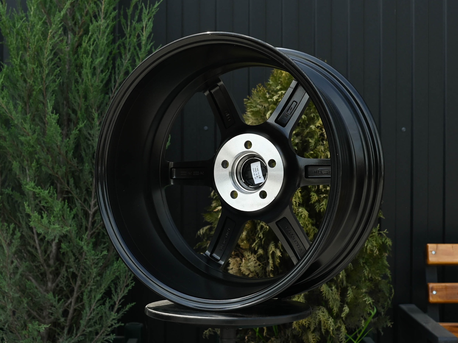 R17 Taigiro F203 7.5J ET40 5*100 Темный хром
