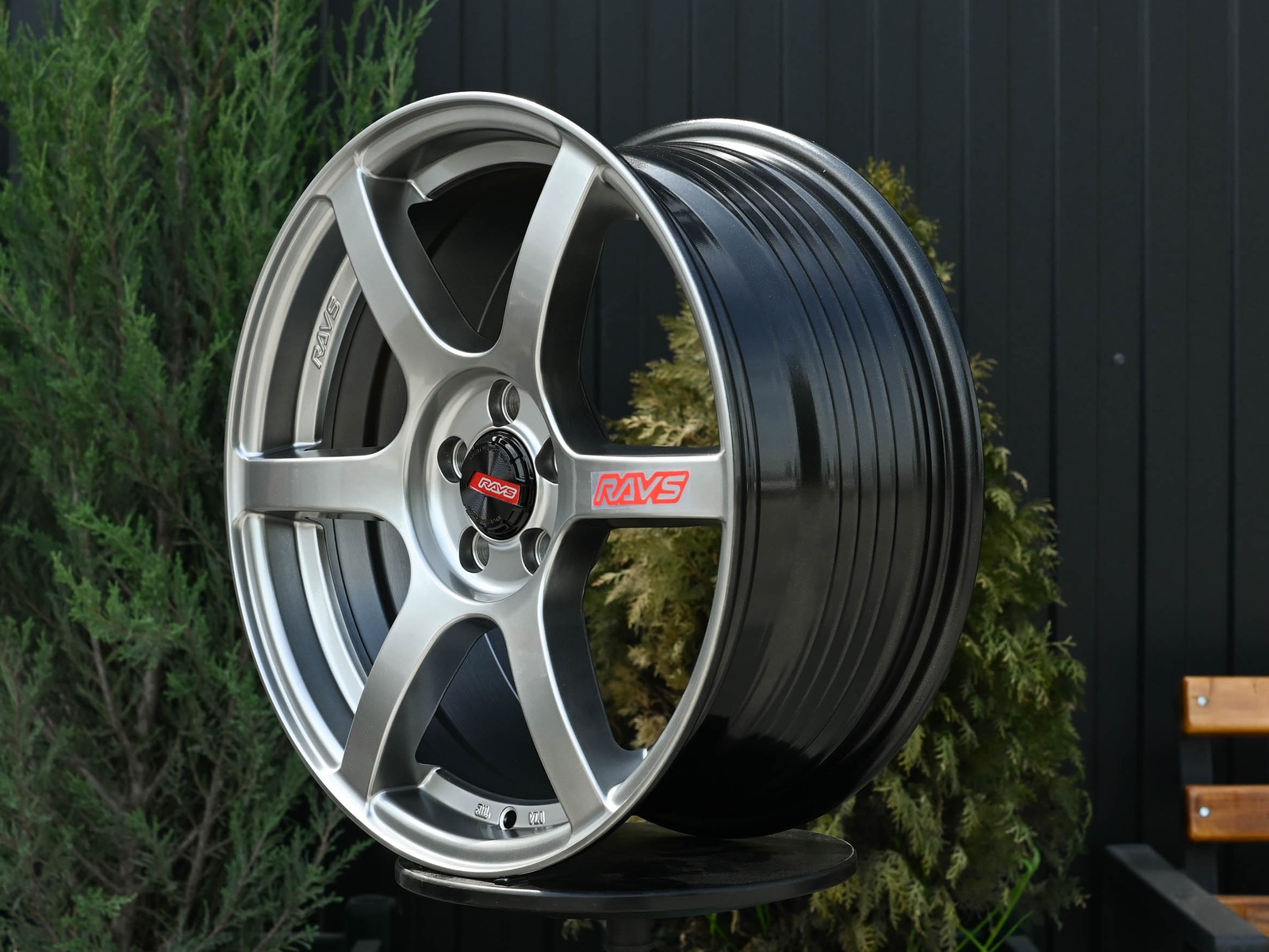 R17 Taigiro F203 7.5J ET40 5*100 Темный хром