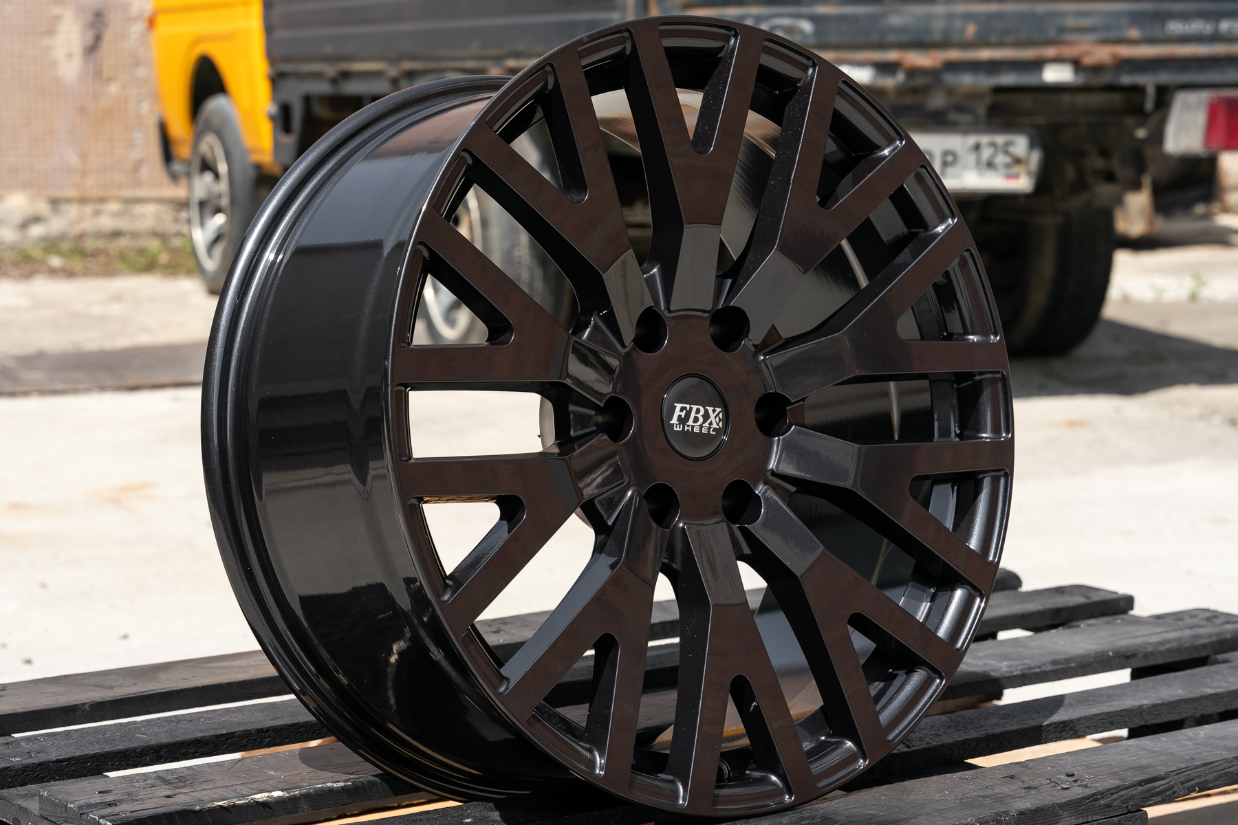 NEW! Комплект дисков FBX Kahn RS-2 R20 J8.5 ET+20 6*139.7 (R662) NN