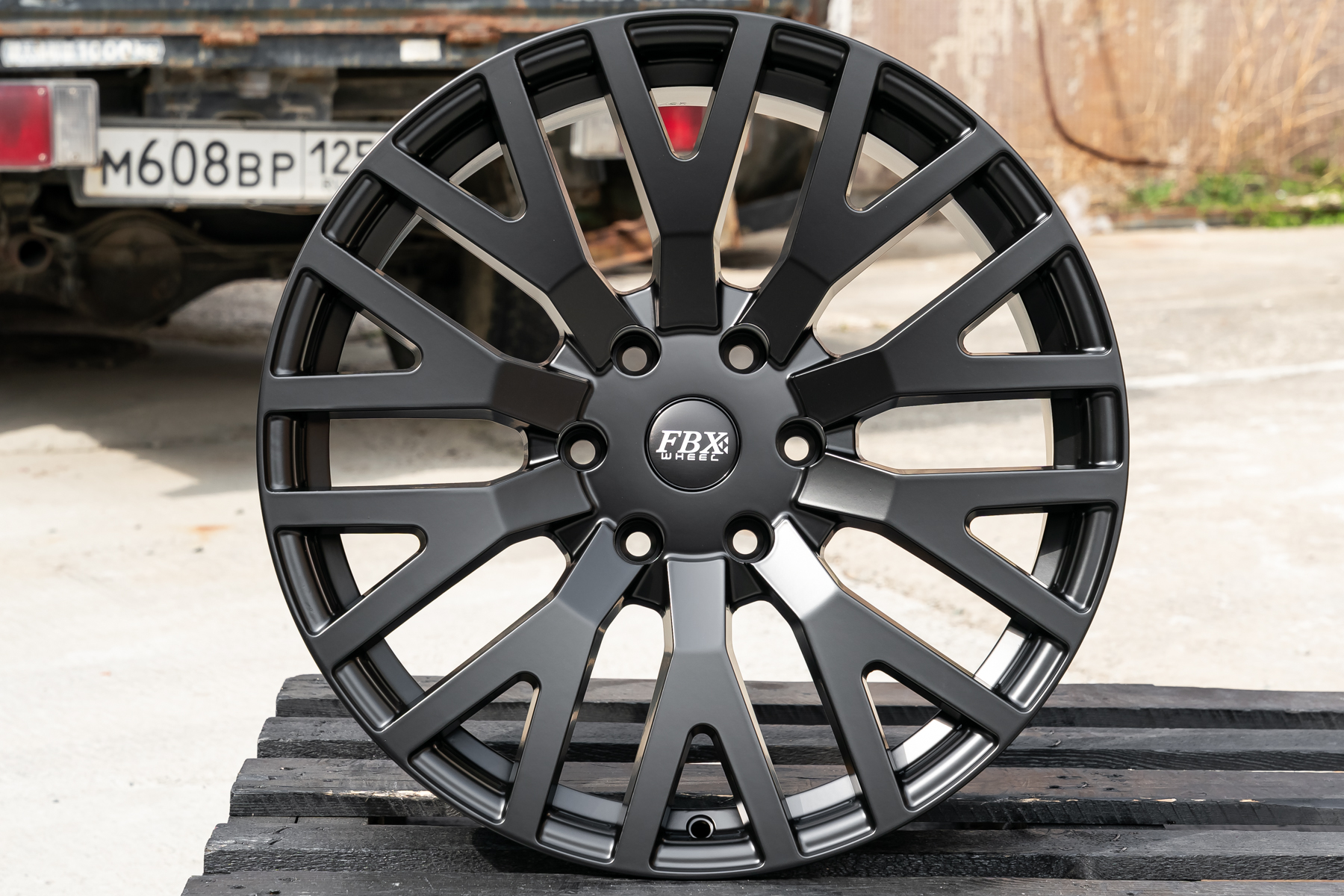 NEW! Комплект дисков FBX Kahn RS-2 R20 J8.5 ET+20 6*139.7 (R660) NN