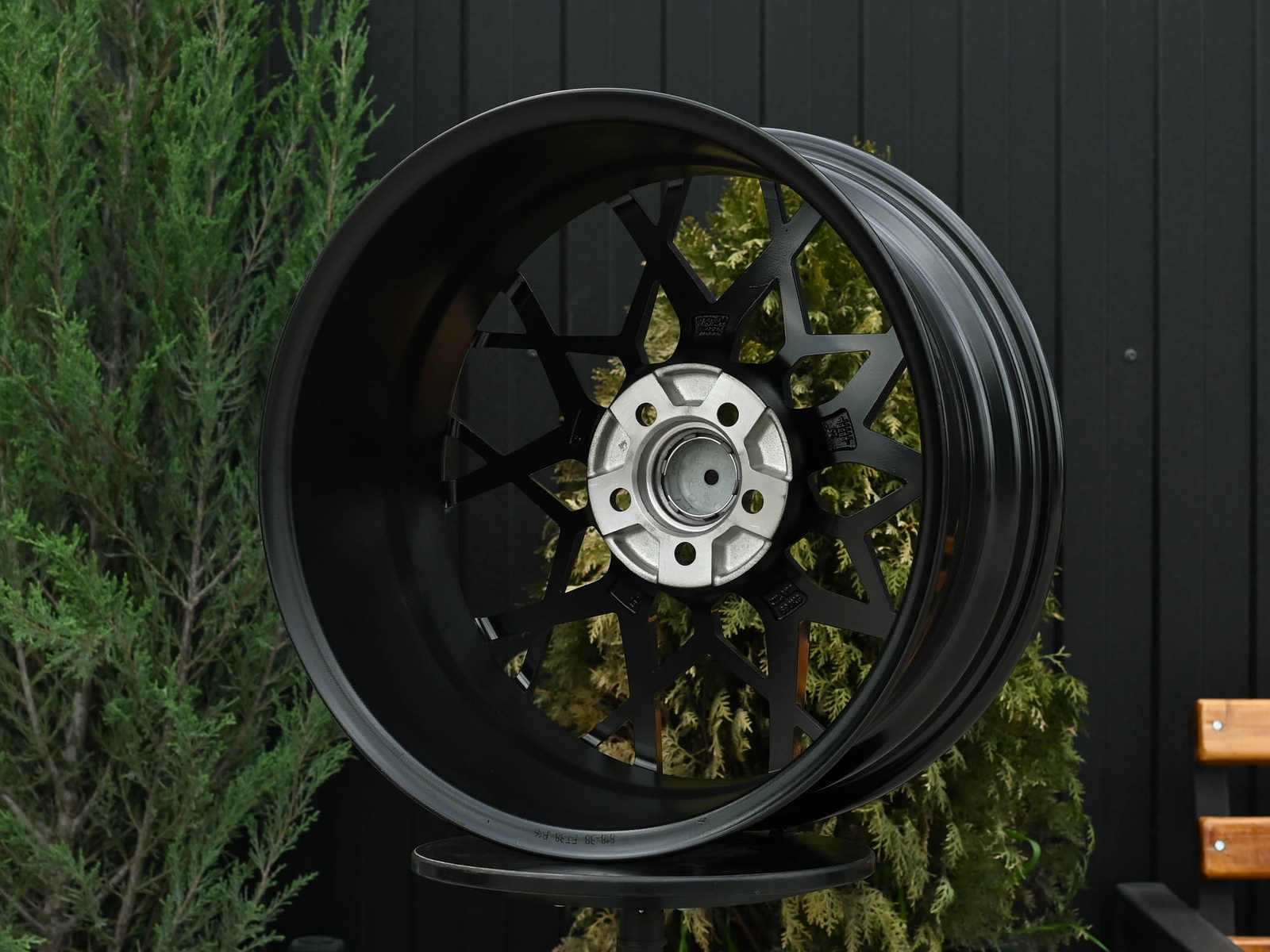 R16 HRE FF10 Стиль 6.5J ET38 5*100 Темный хром