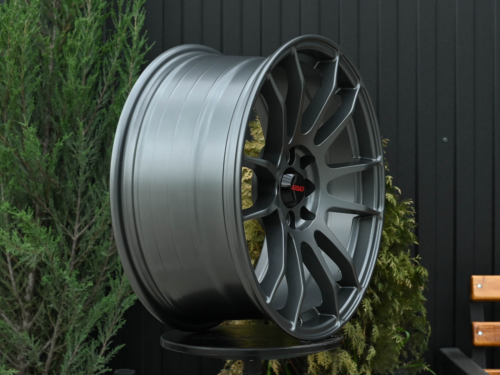 R17 Rays Gram 57Xtreme Стиль 8.0J ET35 4*100/114.3 Графит