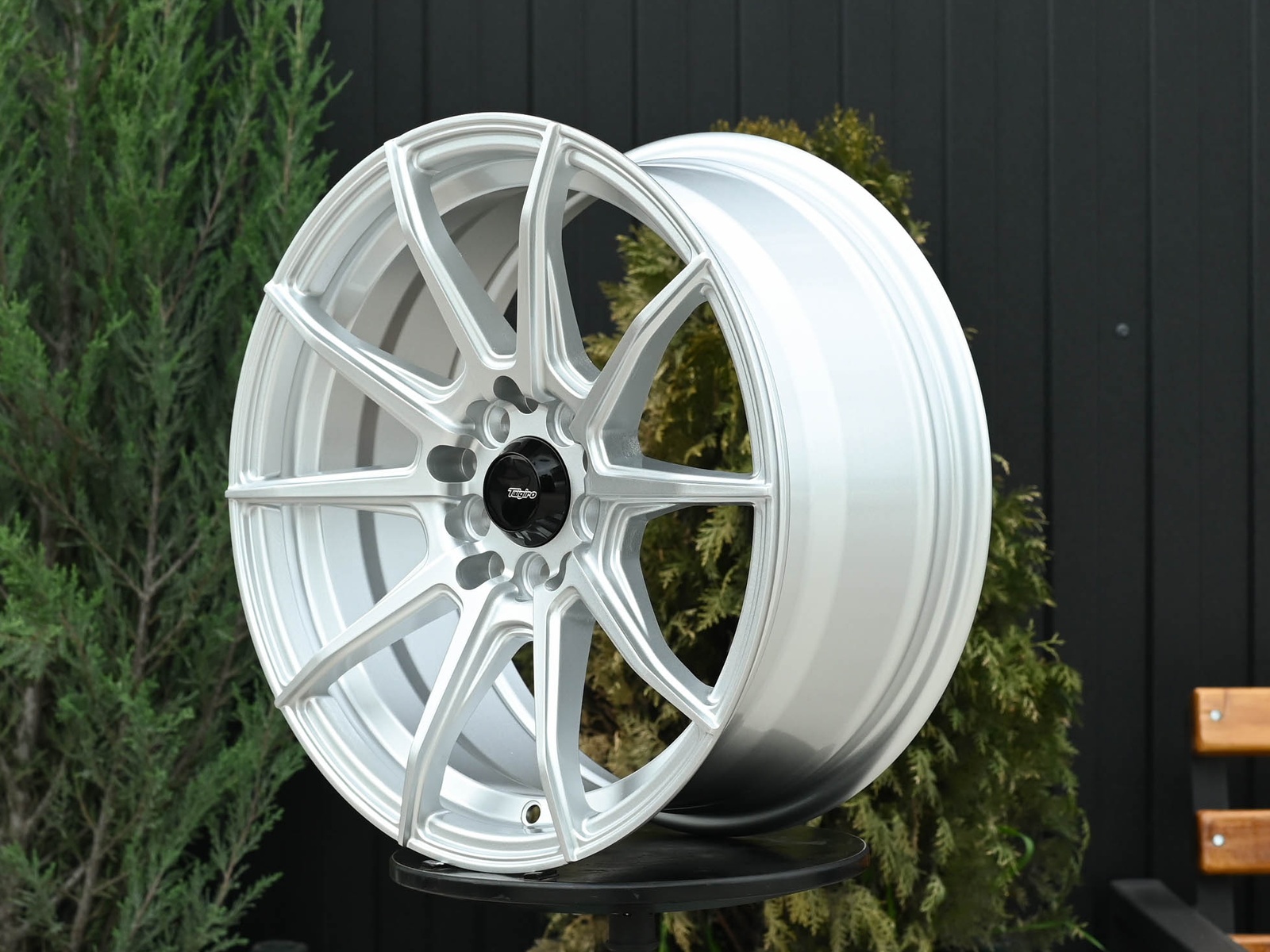 R16 Taigiro Spider 7.0J ET35 5*100/114.3 Серебро