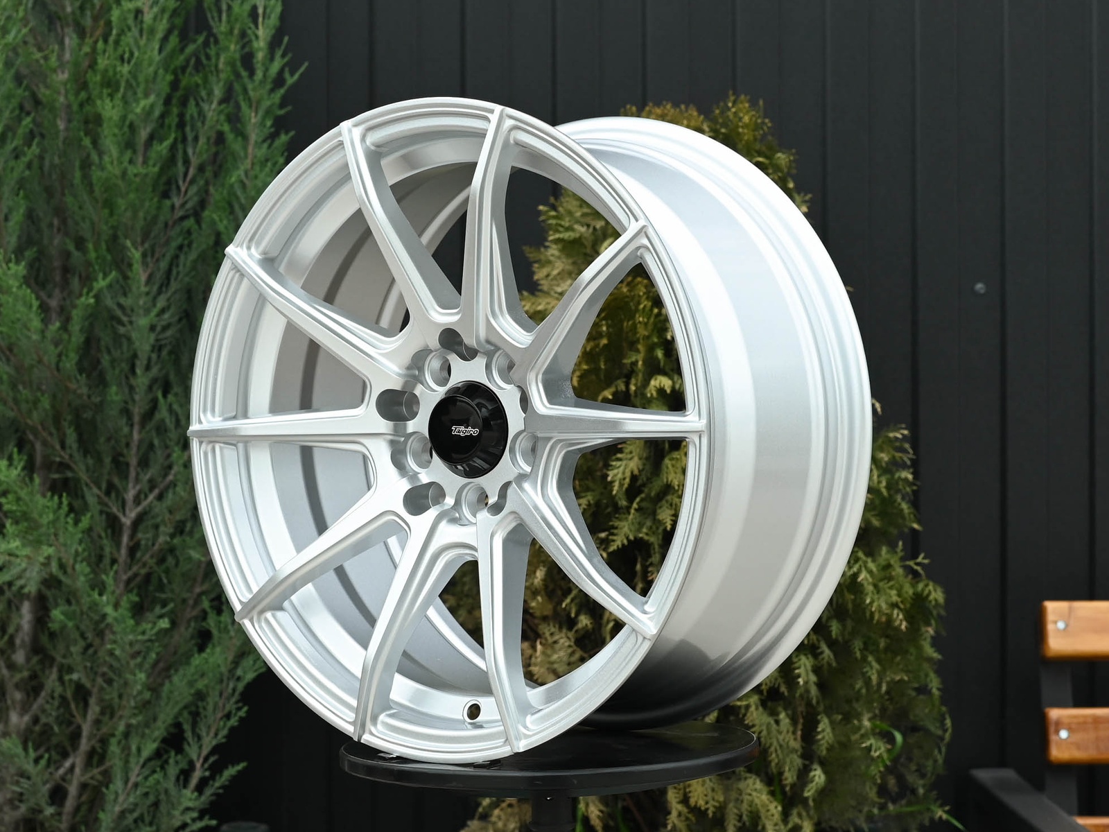 R16 Taigiro Spider 7.0J ET35 5*100/114.3 Серебро