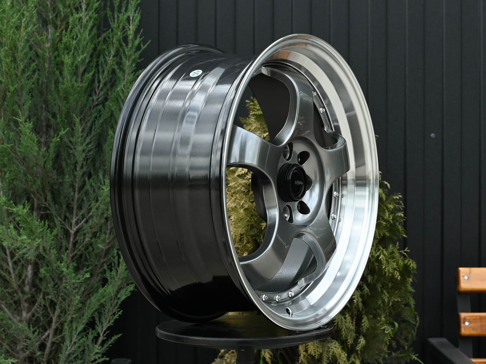 R16 SSR SP1 Стиль 7.0J ET35 4*100/114.3 Темный хром