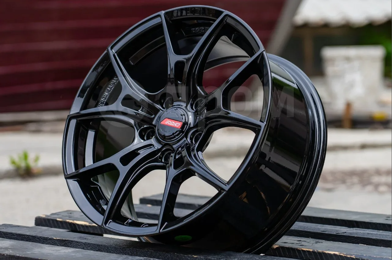 Комплект дисков RGW 040 R16 7.0j ET38 5*114.3 (T621) RAYS
