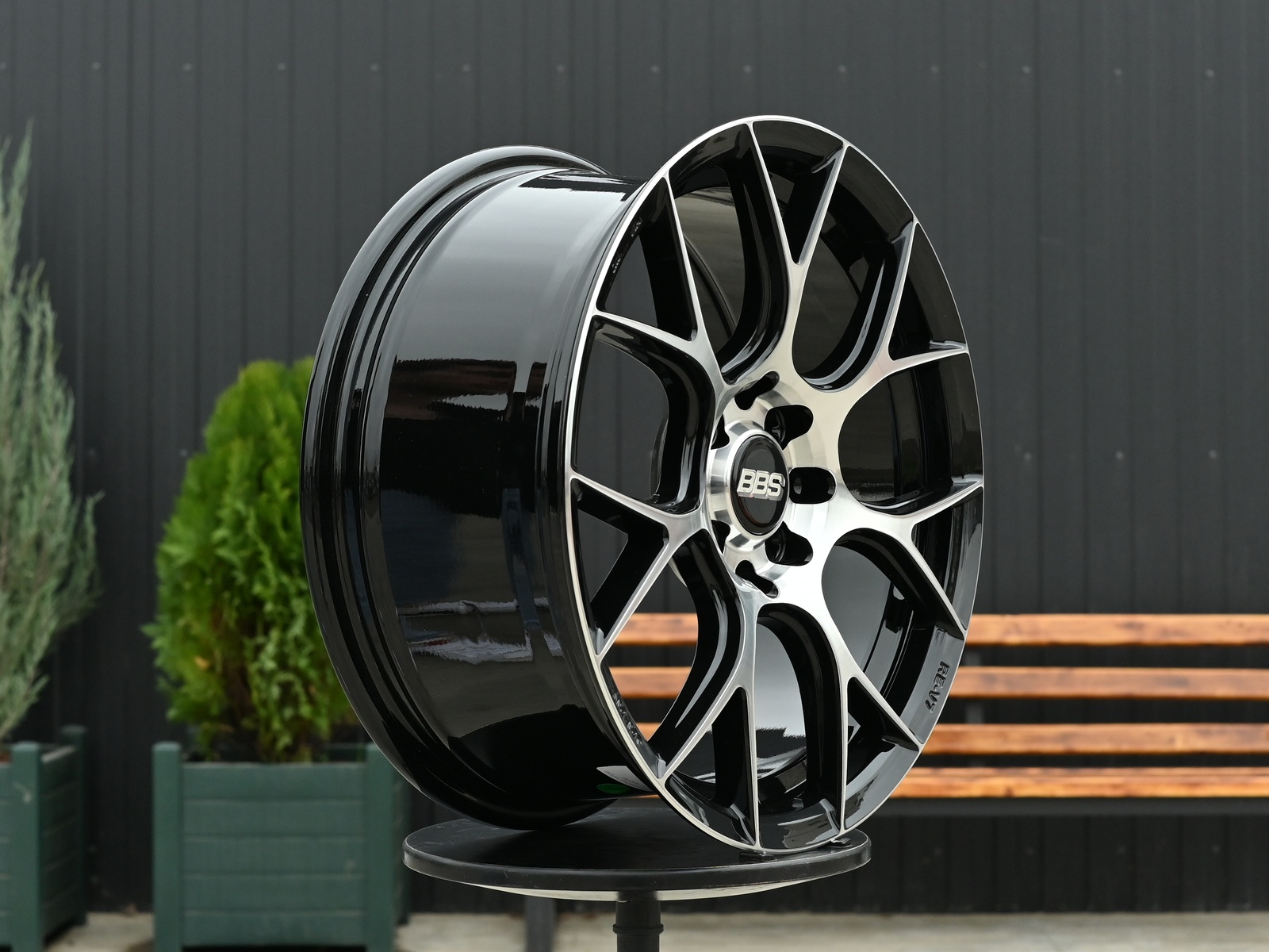 R17 Taigiro Spirit 7.5J ET40 4*100/114.3 Черный ФЗ