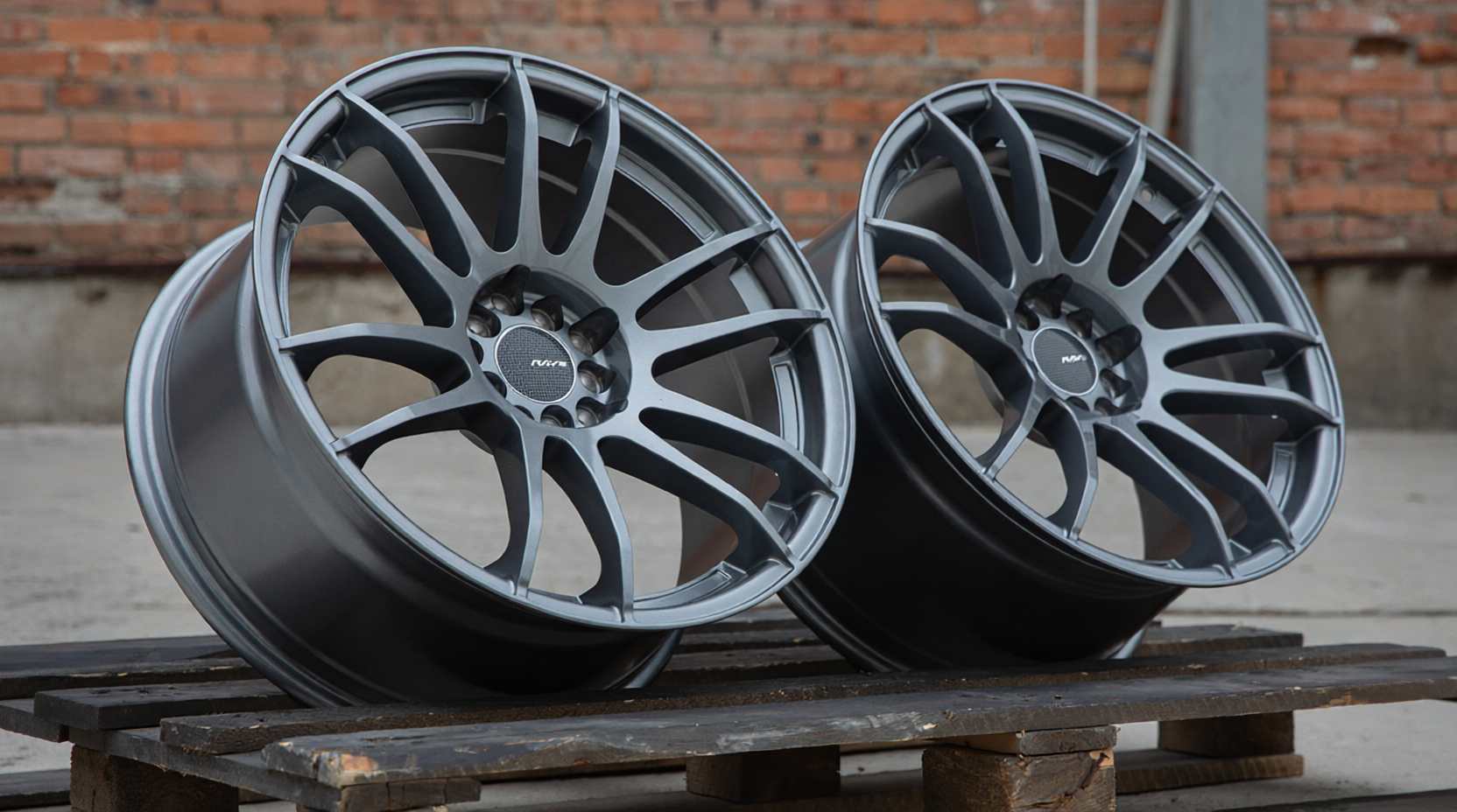 NEW! Rays Gram 57xtreme R18 8.5j/9.5j 5*100/114.3 (D165 D166) NN