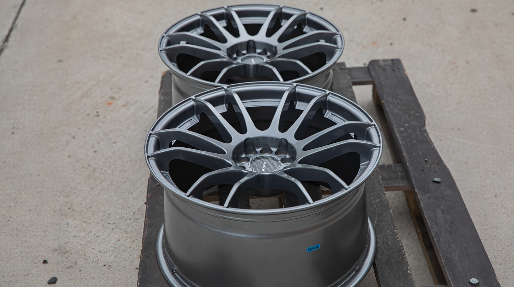 NEW! Rays Gram 57xtreme R18 8.5j/9.5j 5*100/114.3 (D165 D166) NN