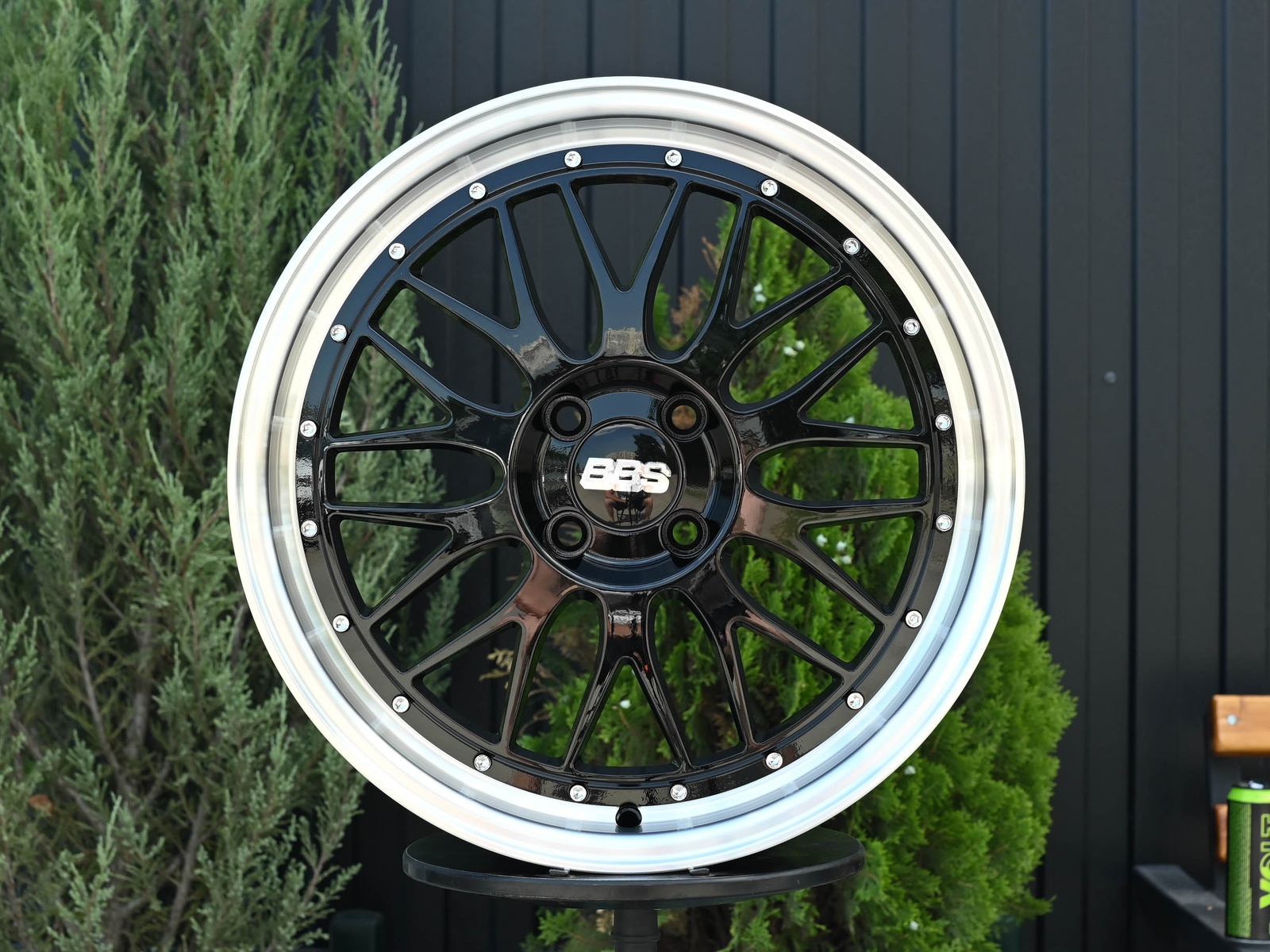R16 BBS LM Стиль 7.0J ET38 4*100 Черный