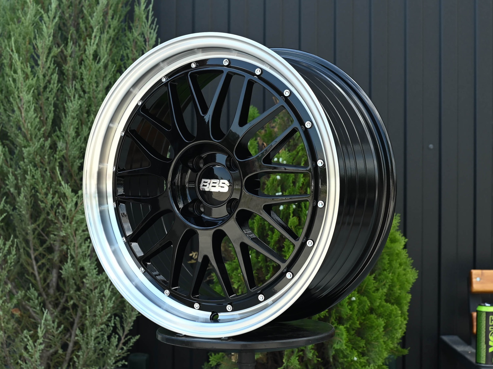 R16 BBS LM Стиль 7.0J ET38 4*100 Черный