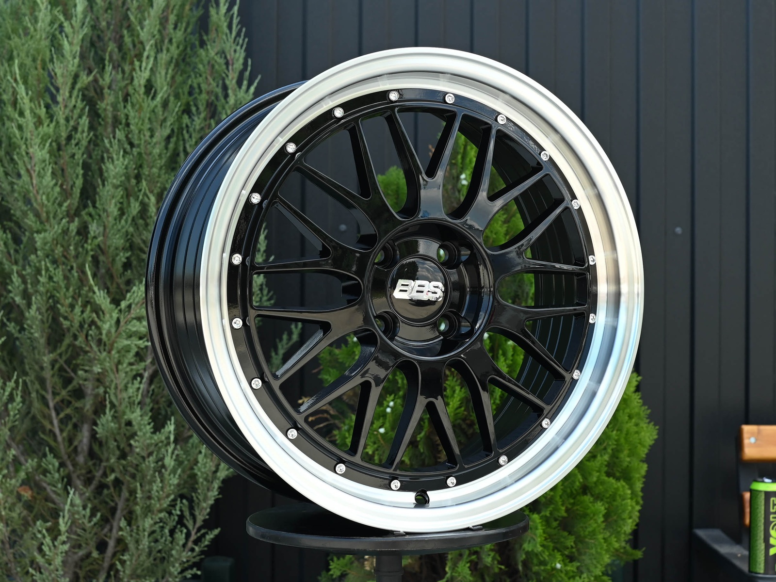 R16 BBS LM Стиль 7.0J ET38 4*100 Черный