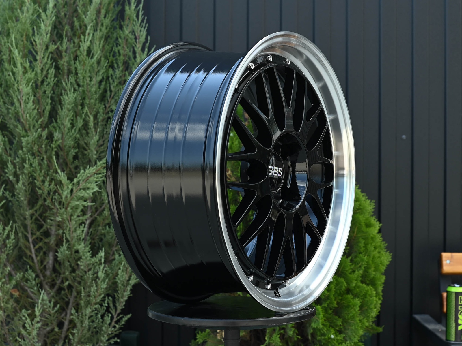 R16 BBS LM Стиль 7.0J ET38 4*100 Черный