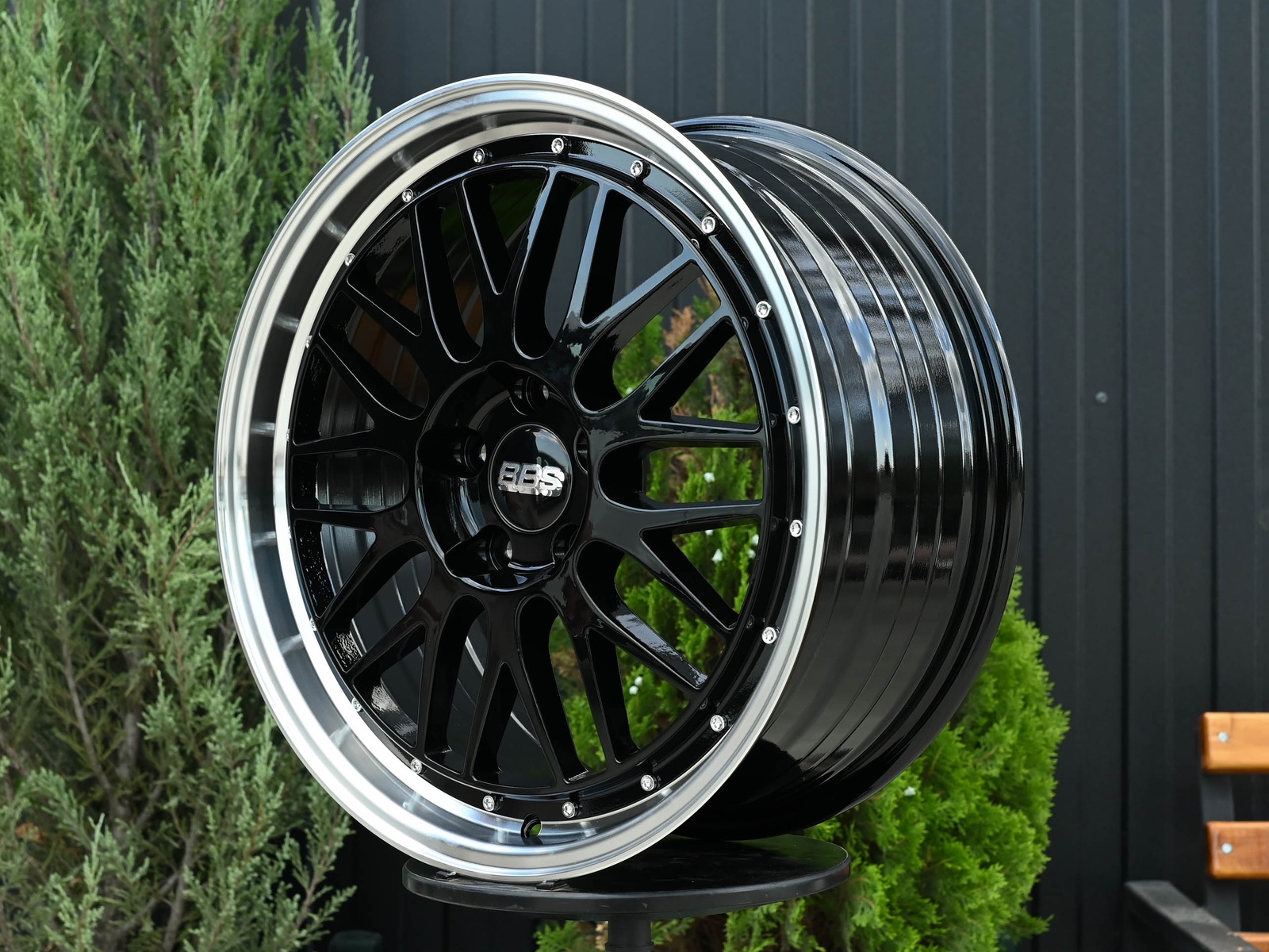 R18 BBS LM Стиль 8.0J ET40 5*112 Черный