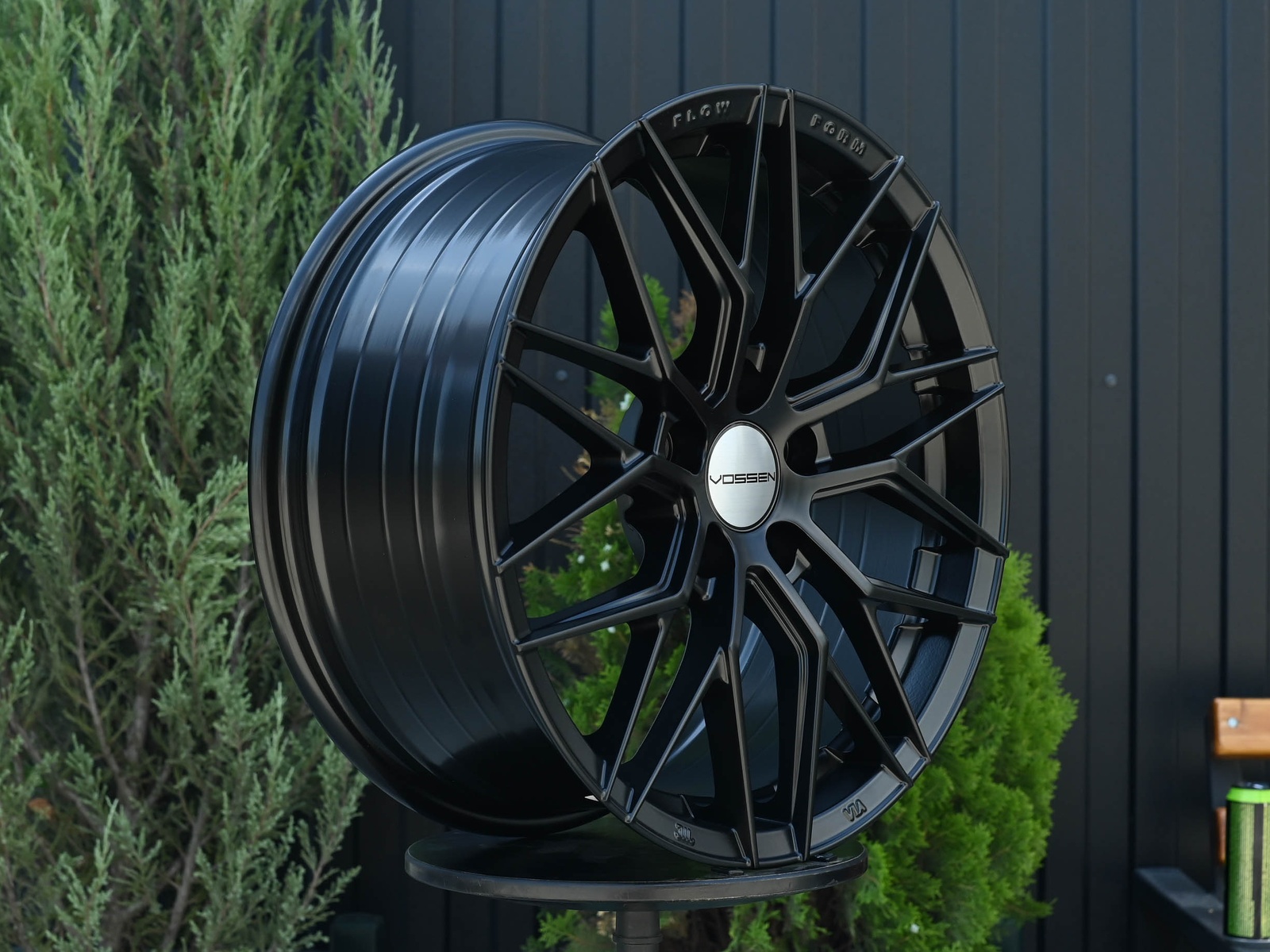R17 Vossen 3323 Стиль 7.5J ET38 5*114.3 Черный мат