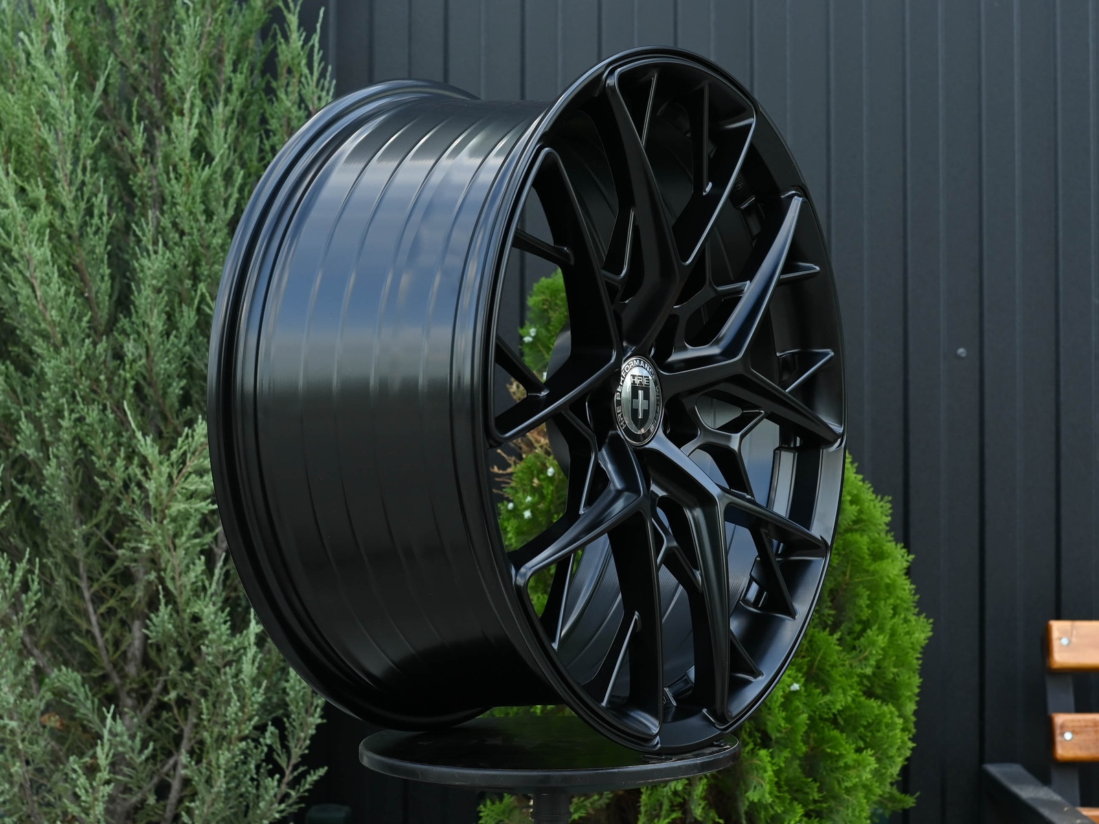 R19 HRE FF10 Стиль 8.5 ET38 5*114.3 Черный мат