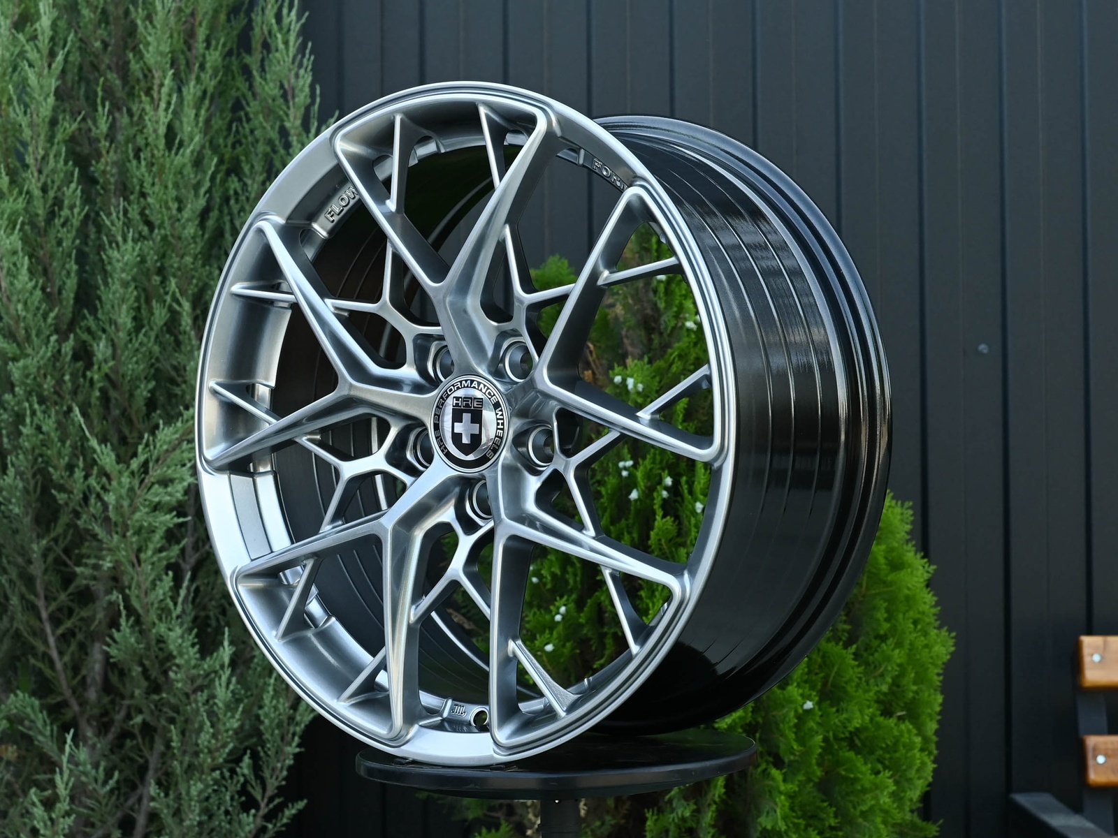 R19 HRE FF10 Стиль 8.5J ET38 5*108 Темный хром