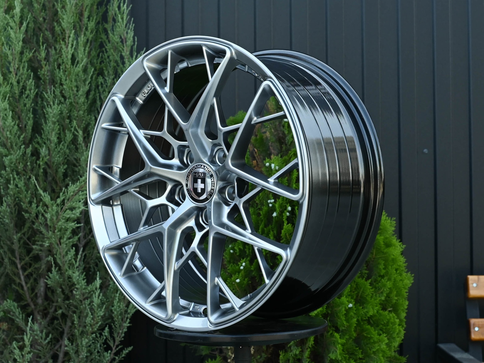R18 HRE FF10 Стиль 8.0J ET38 5*114.3 Темное серебро
