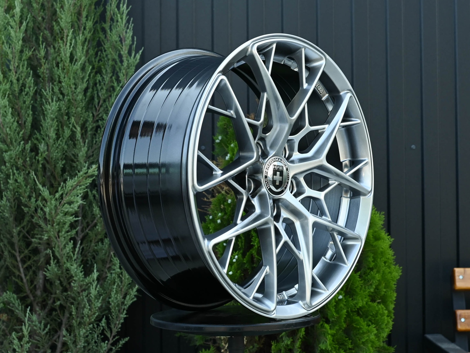 R17 HRE FF10 Стиль 7.5J ET38 5*110 Темное Серебро