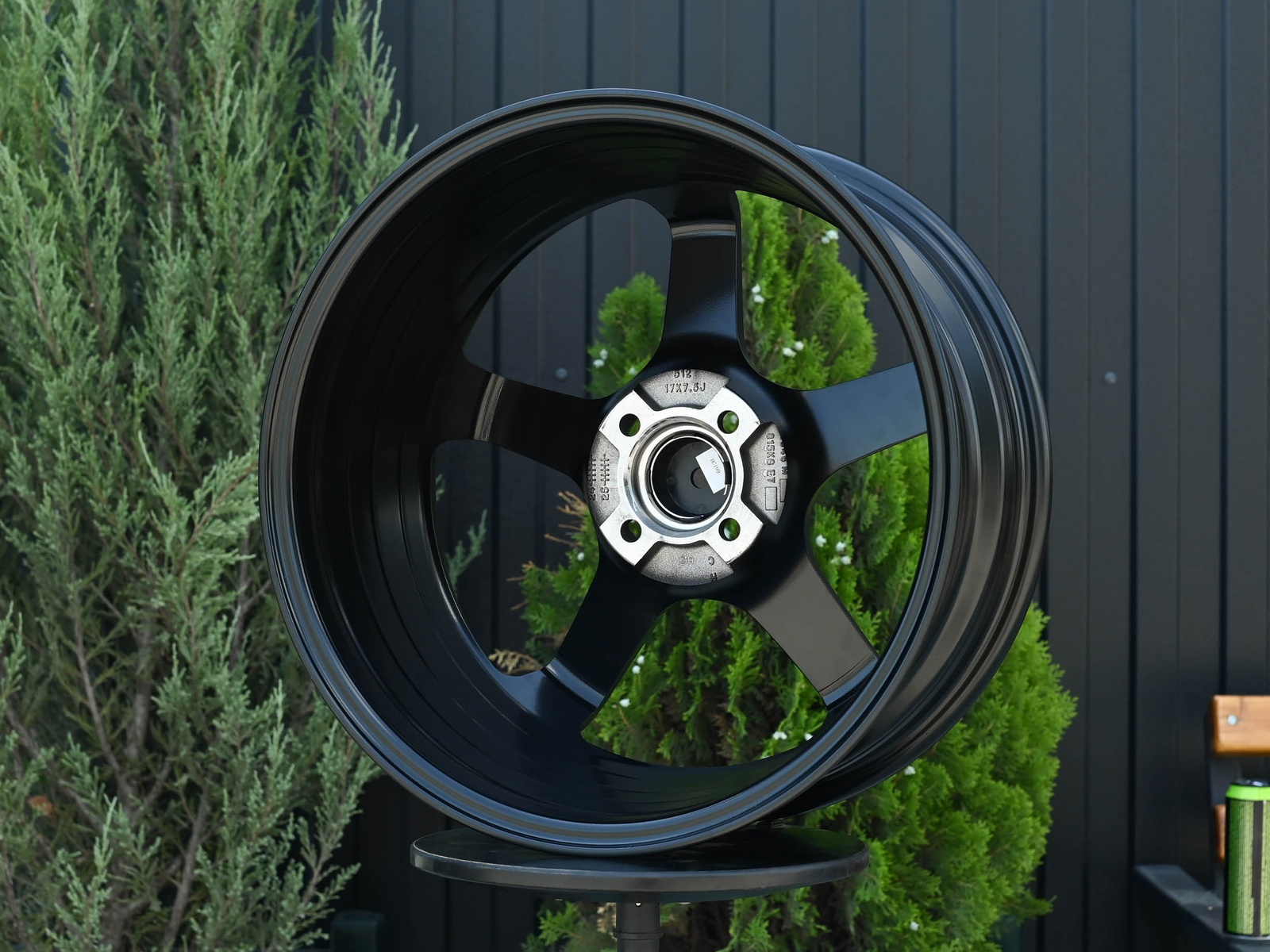 R17 Advan GT стиль 7.5 ET38 4*100 Черный