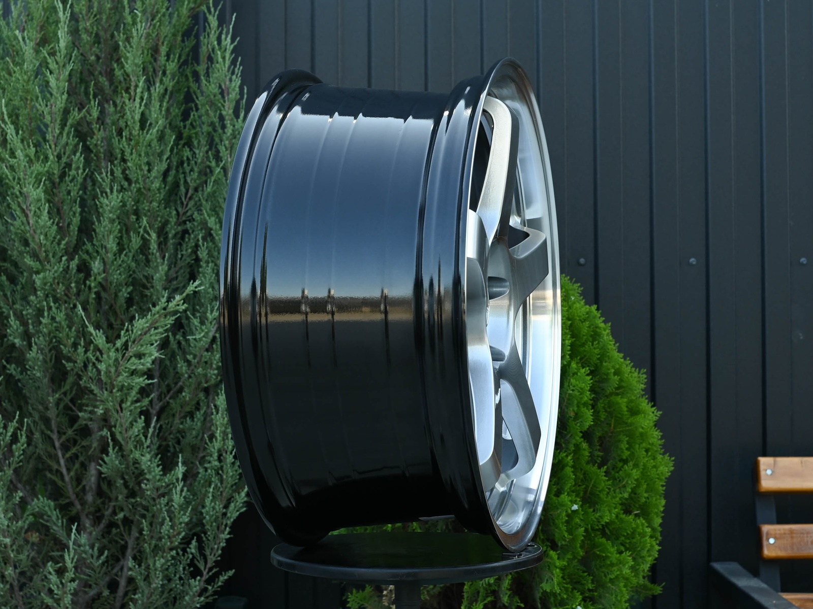 R19 Advan GT стиль 8.5 ET38 5*112 Темный хром