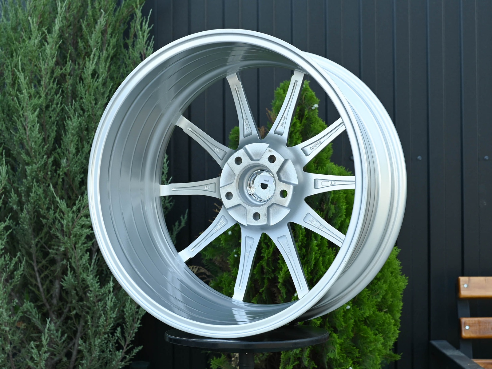 R18 Rays G25 стиль 8.0 ET40 5*114. Серебро