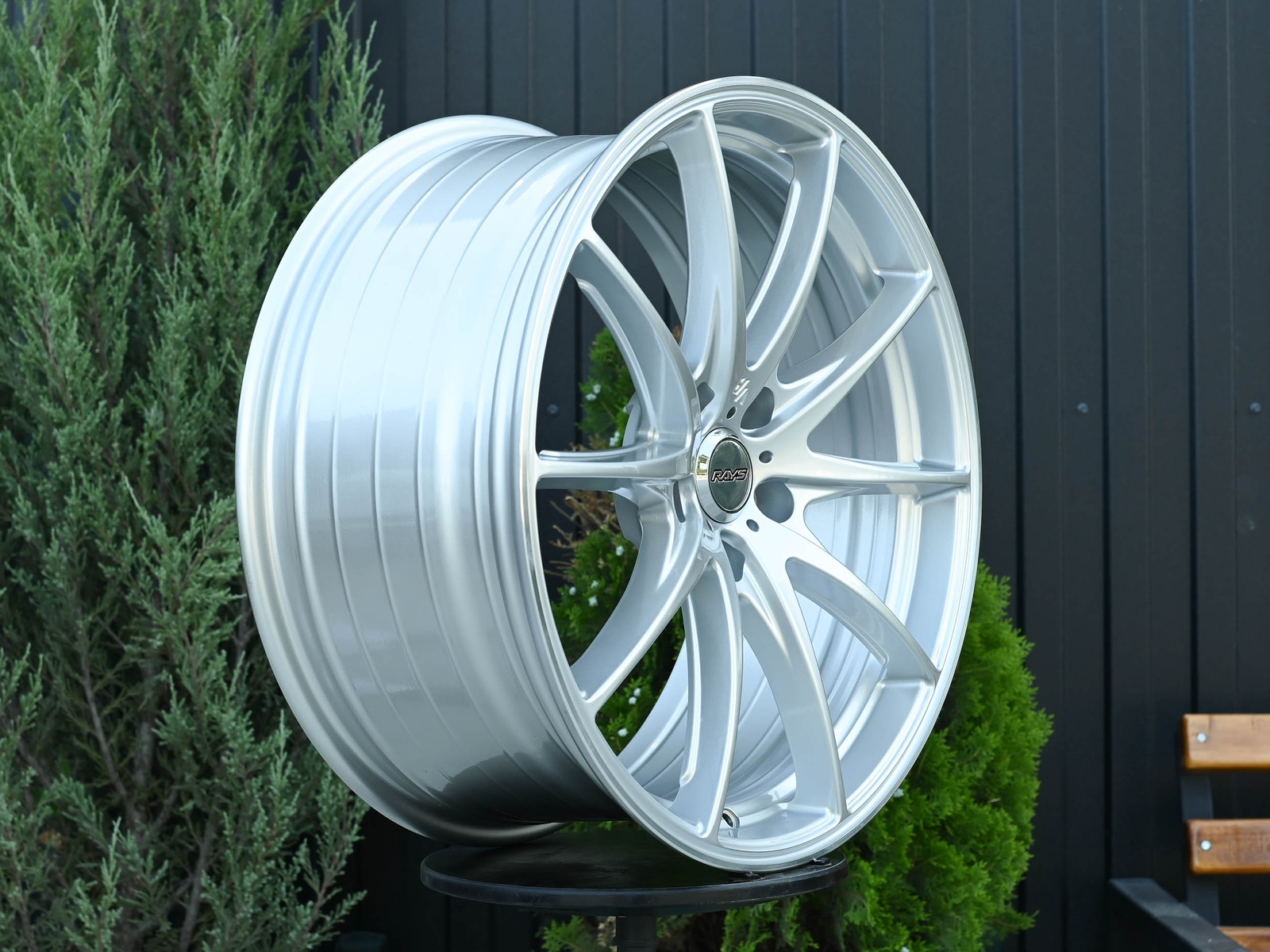 R18 Rays G25 стиль 8.0 ET40 5*114. Серебро