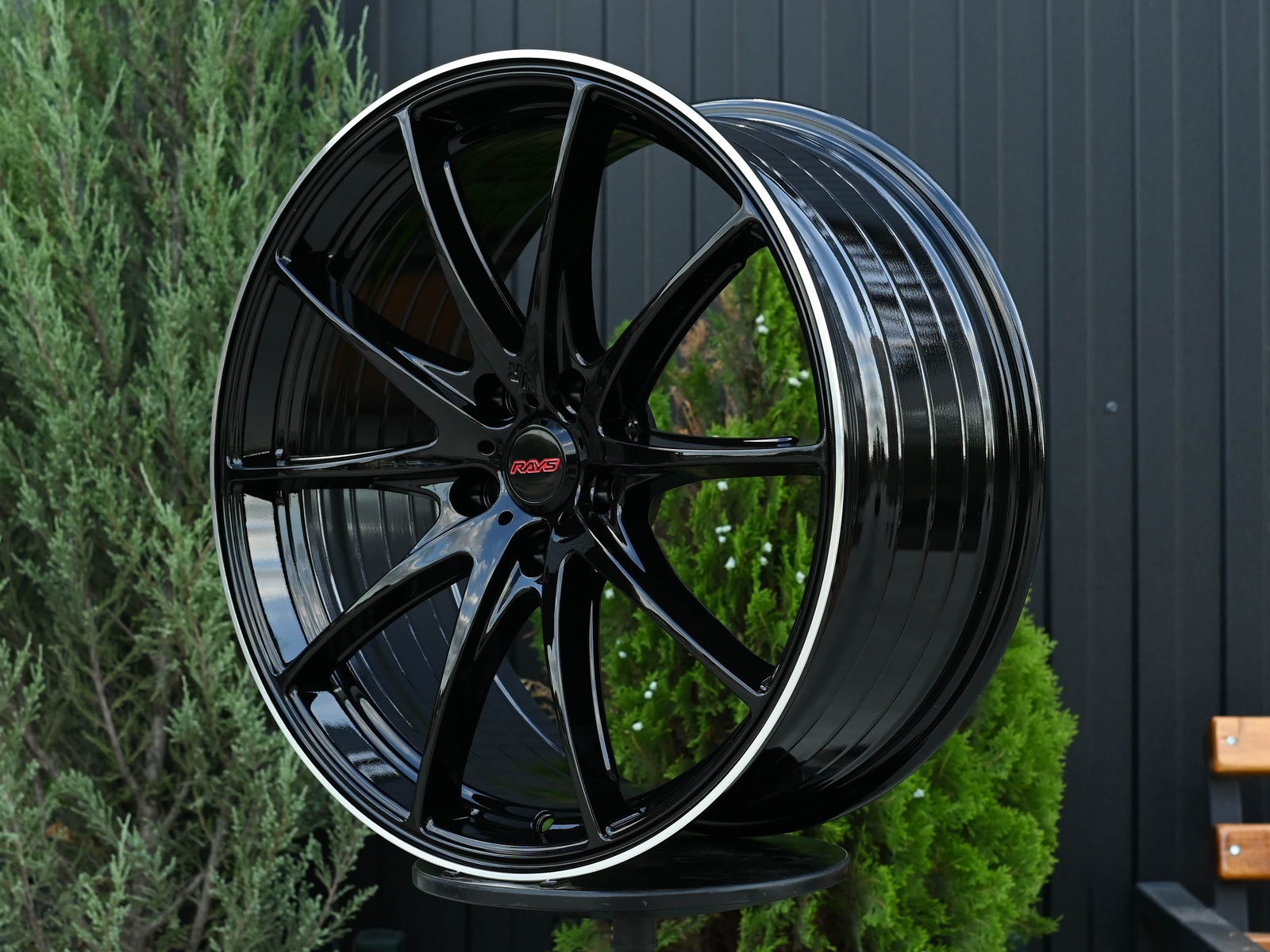 R18 Rays G25 Стиль 8.0J ET40 5*114.3 Черный глянец