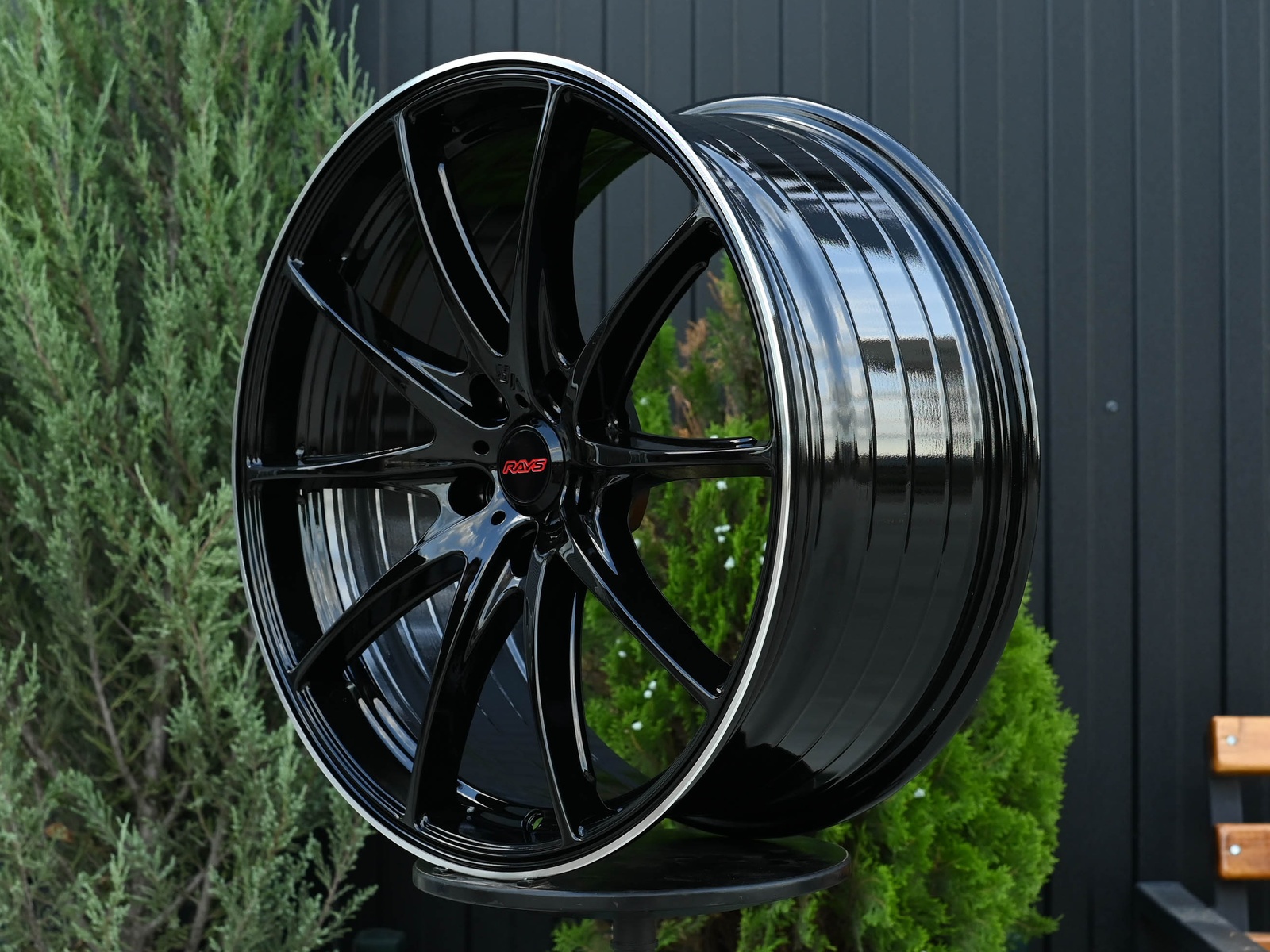 R18 Rays G25 Стиль 8.0J ET40 5*114.3 Черный глянец