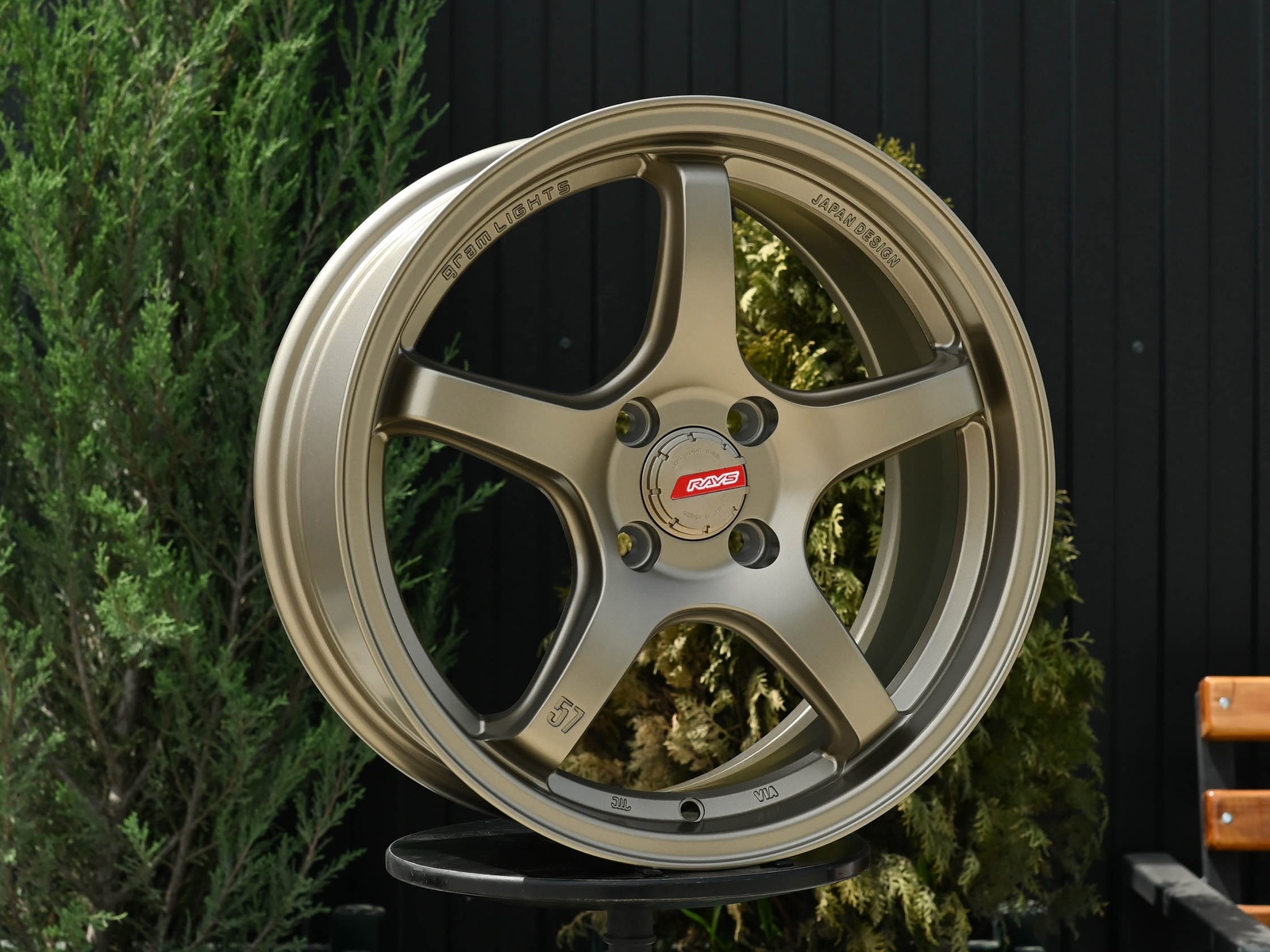 R16 Rays Gram 57CR Стиль 7.0J ET40 4*100 Бронза
