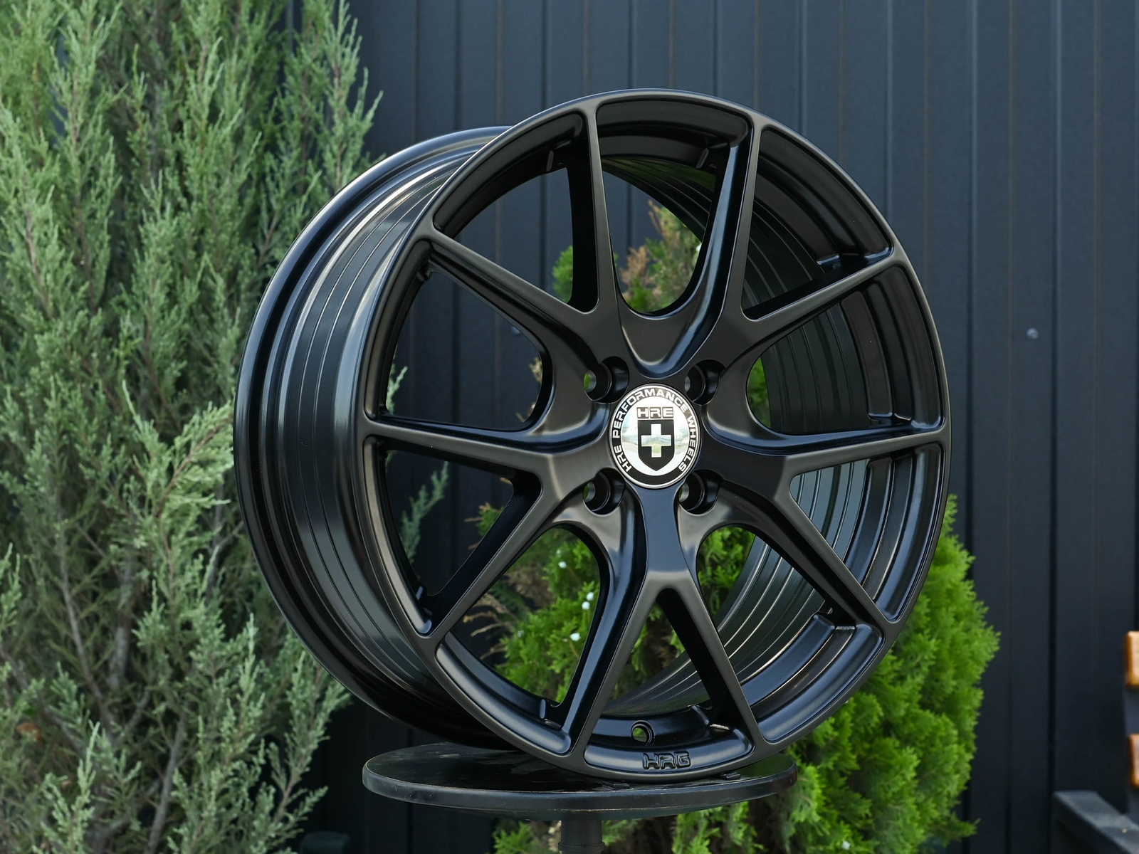 R16 HRE P101 7.0 ET40 4*100 Черный