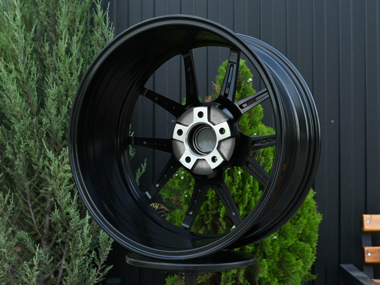 R19 HRE P101 Стиль 8.5J ET38 5*114.3 Черный