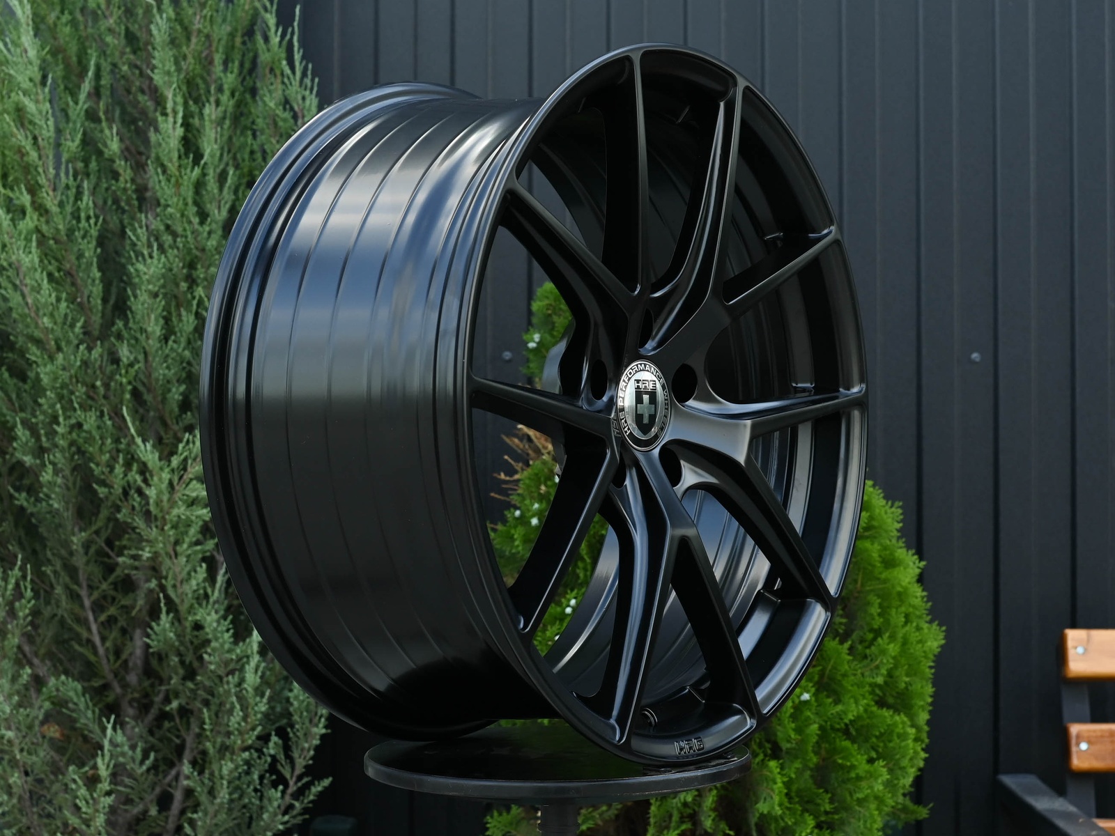 R19 HRE P101 Стиль 8.5J ET38 5*114.3 Черный