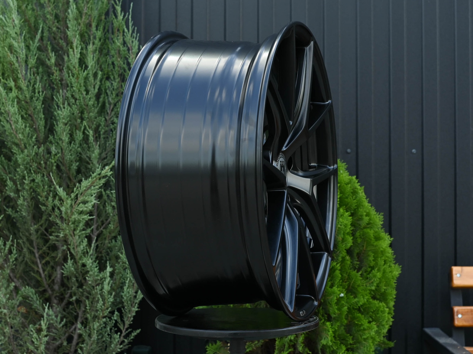 R19 HRE P101 Стиль 8.5J ET38 5*114.3 Черный