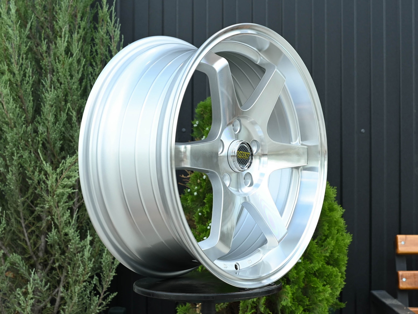 R18 Volk Racing TE37SL Стиль 8.0J ET40 5*114.3 Серебро ФЗ