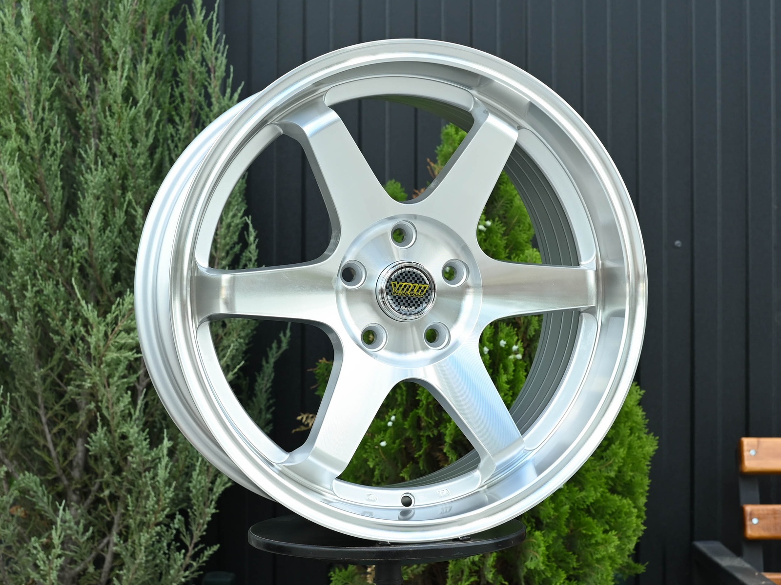R18 Volk Racing TE37SL Стиль 8.0J ET40 5*114.3 Серебро ФЗ