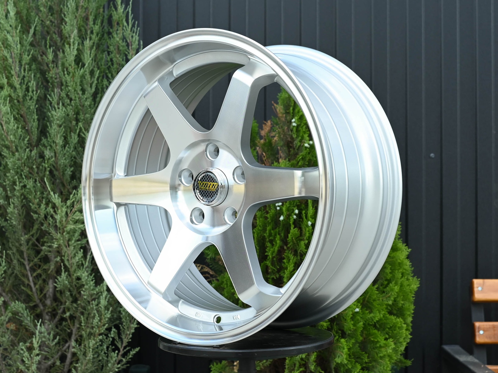 R18 Volk Racing TE37SL Стиль 8.0J ET40 5*114.3 Серебро ФЗ