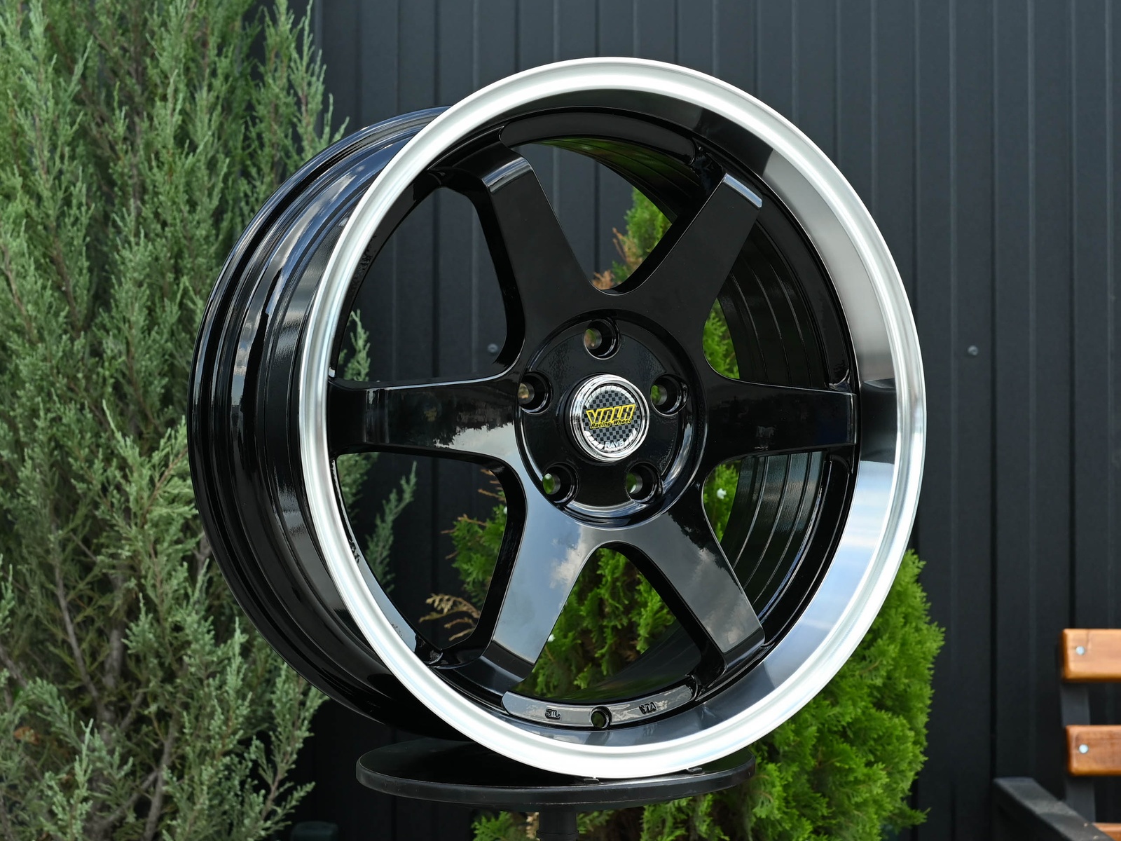 R18 Volk Racing TE37SL Стиль 8.0J ET40 5*114.3 Черный