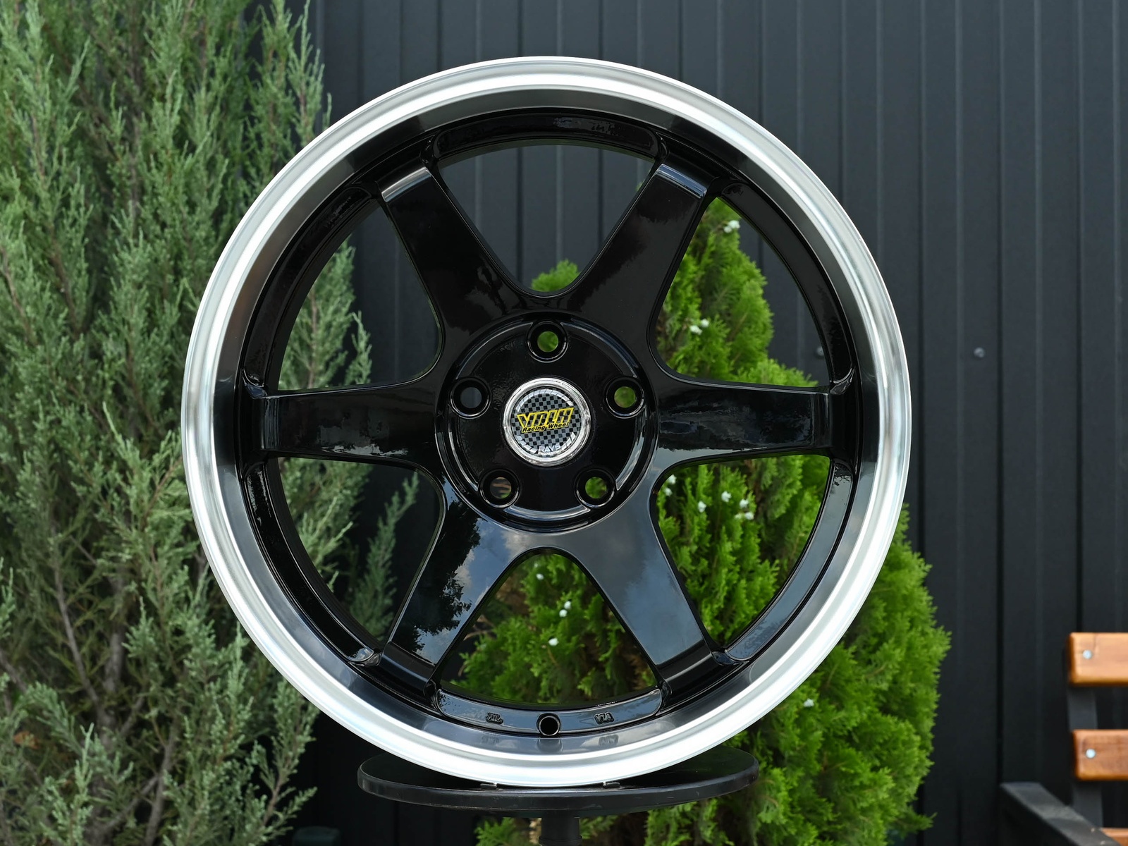R18 Volk Racing TE37SL Стиль 8.0J ET40 5*114.3 Черный