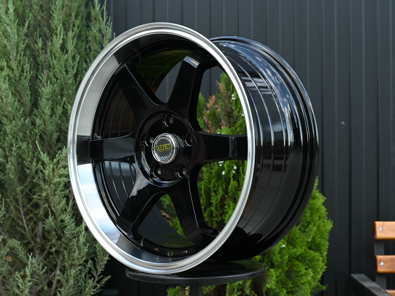 R18 Volk Racing TE37SL Стиль 8.0J ET40 5*114.3 Черный