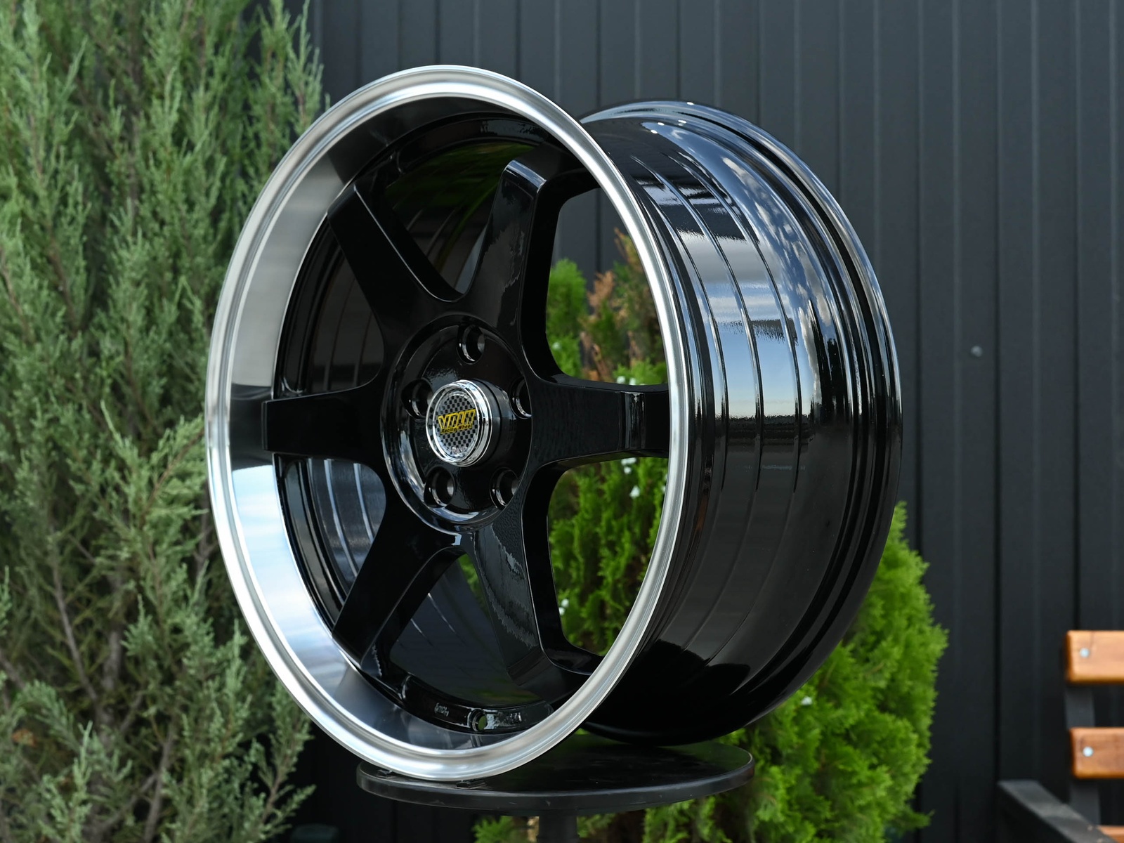 R18 Volk Racing TE37SL Стиль 8.0J ET40 5*114.3 Черный