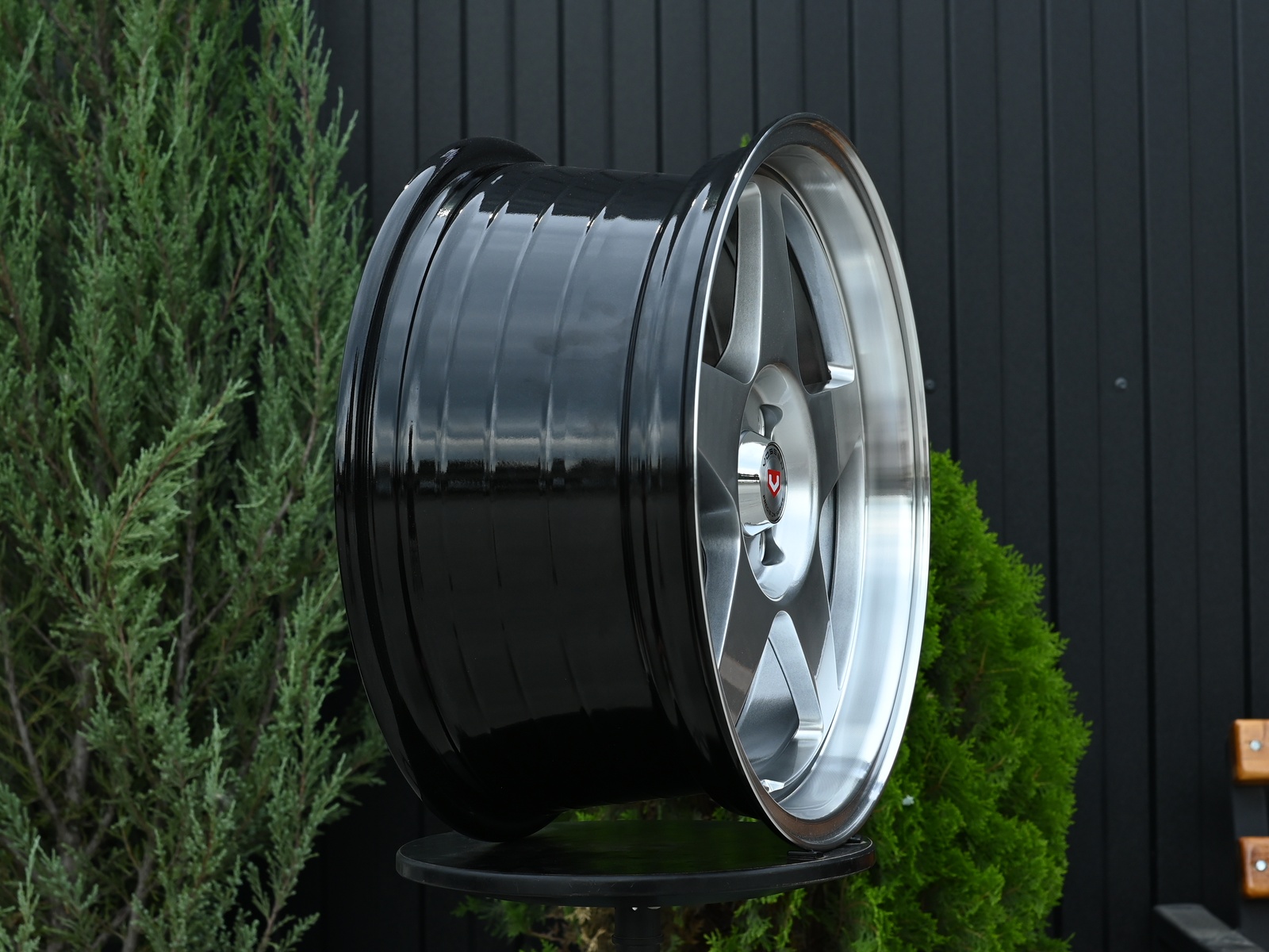 R16 Taigiro EVO 7.5 ET30 4*100 Темный хром