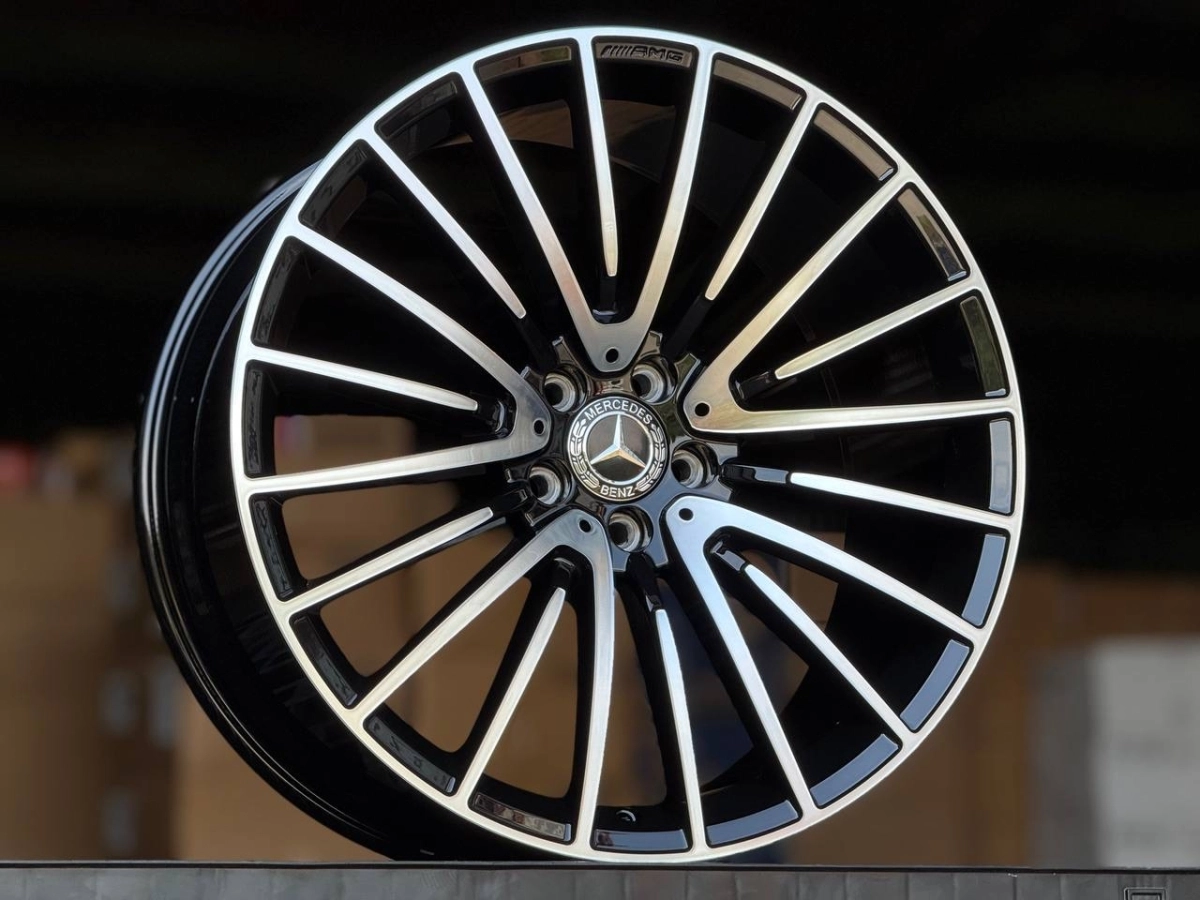FORGED MERCEDES AMG YC565Y