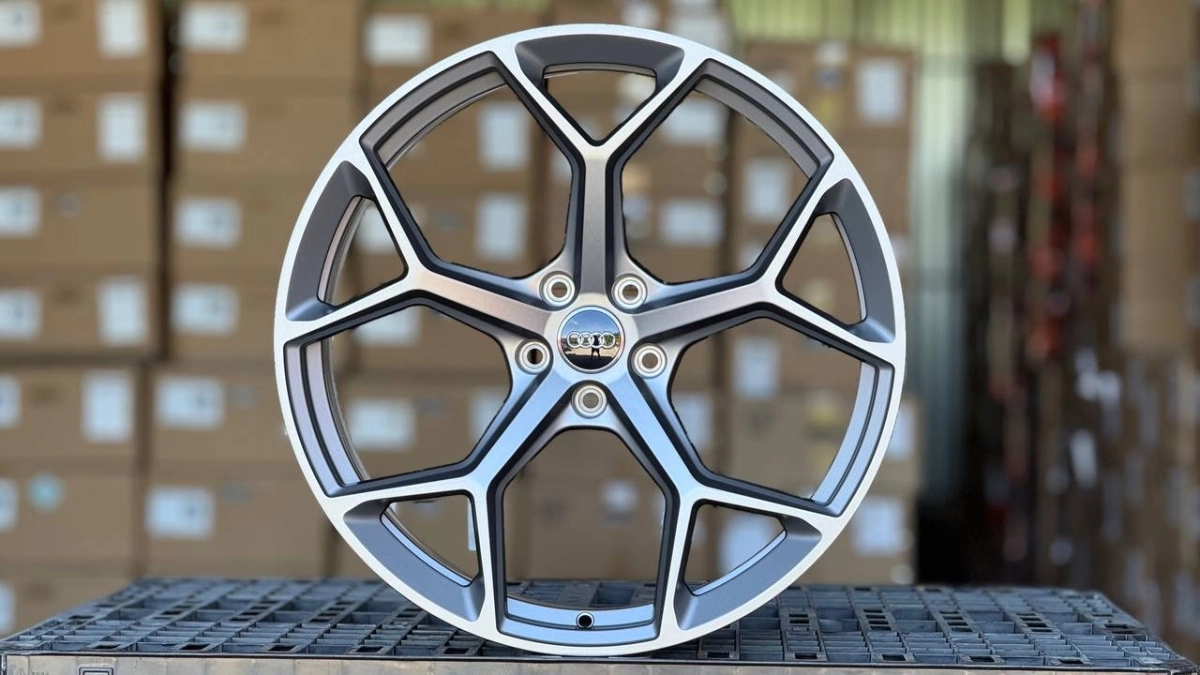 FORGED AUDI YC7906