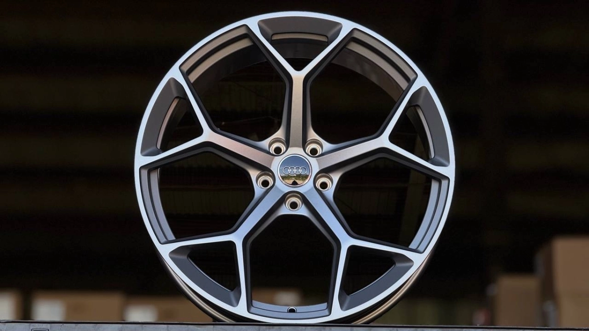 FORGED AUDI YC7906