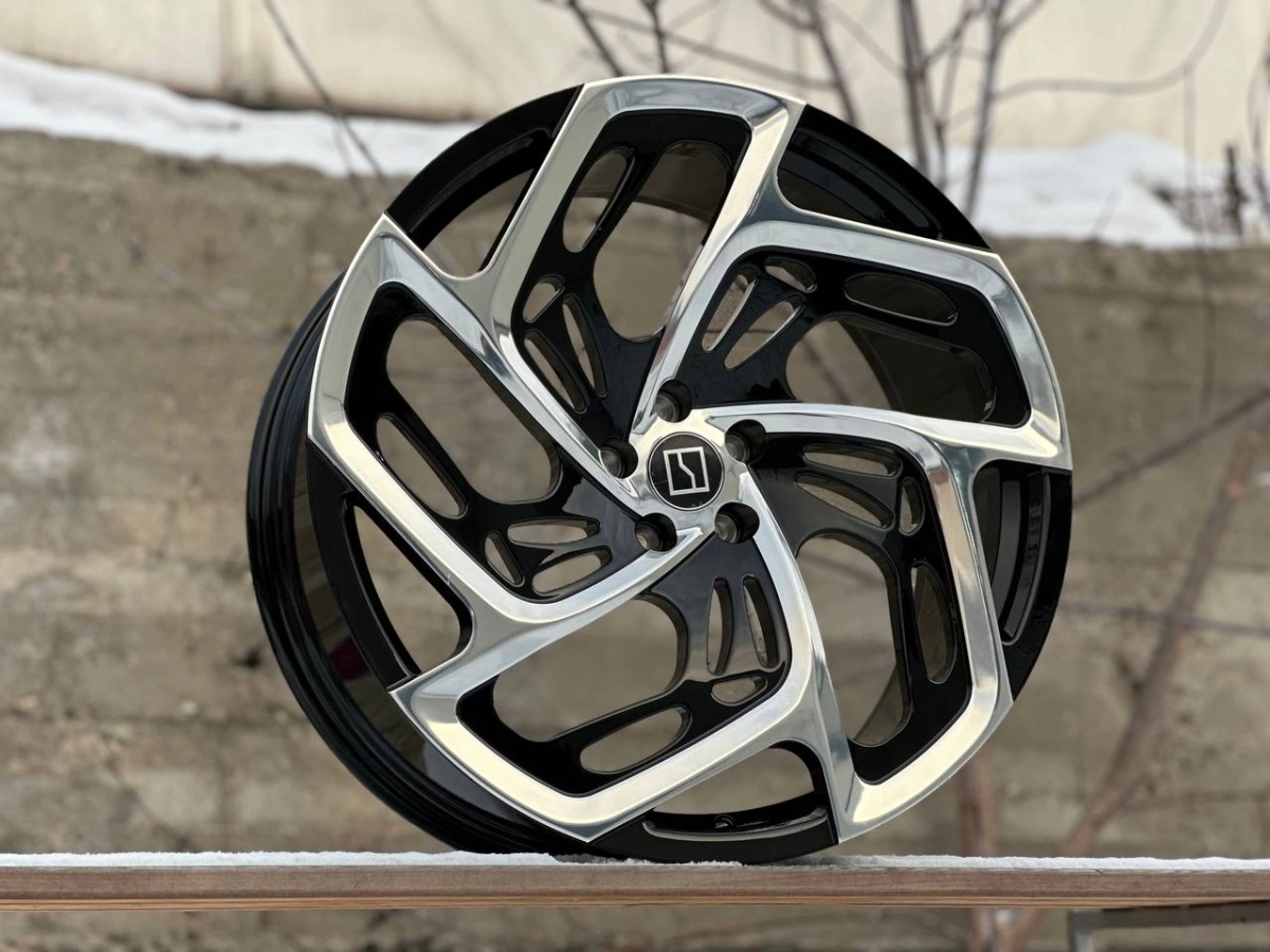 ZEEKR MRGW117