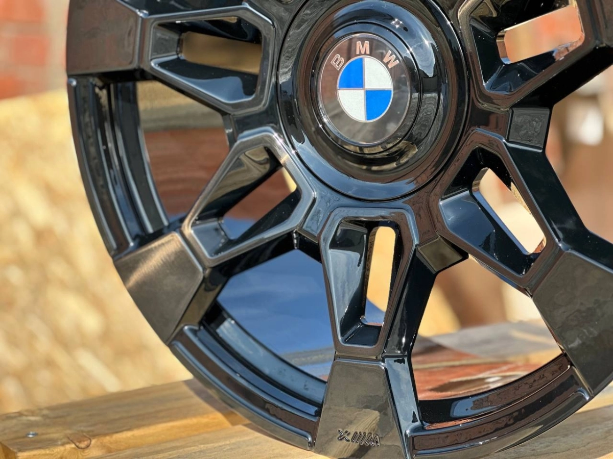 BMW XM 250153