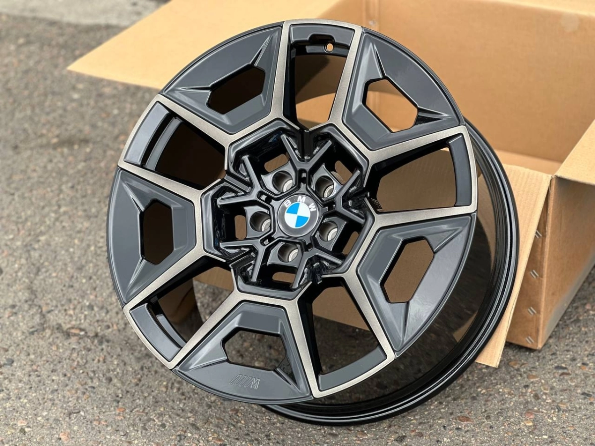 BMW XM 250154