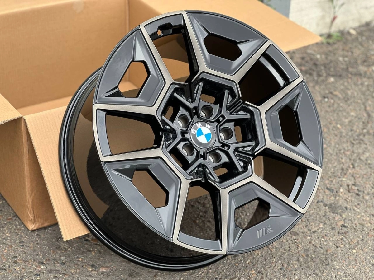 BMW XM 250154